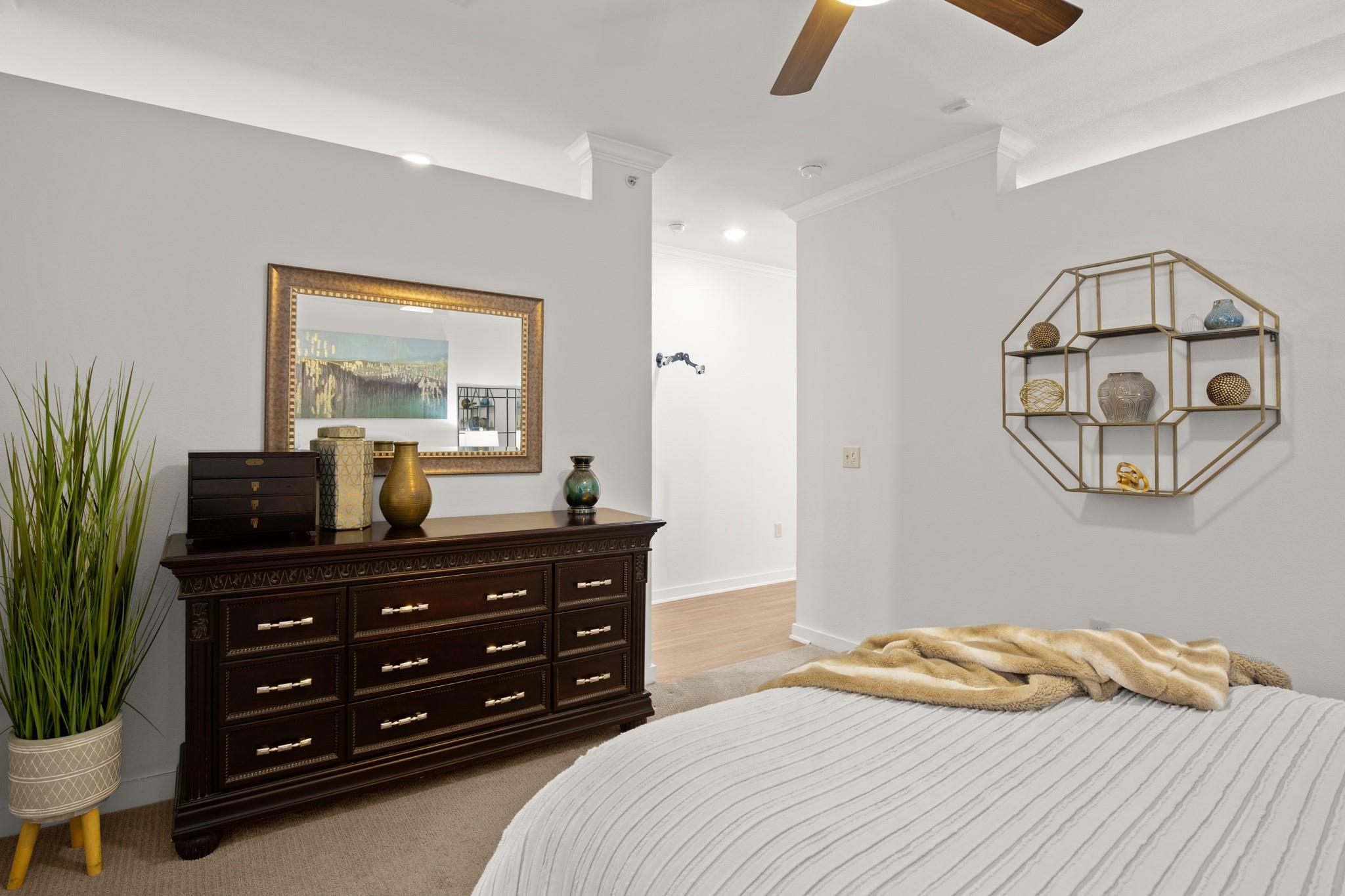 1900 Barton Springs Rd 3038 Property Photo 7