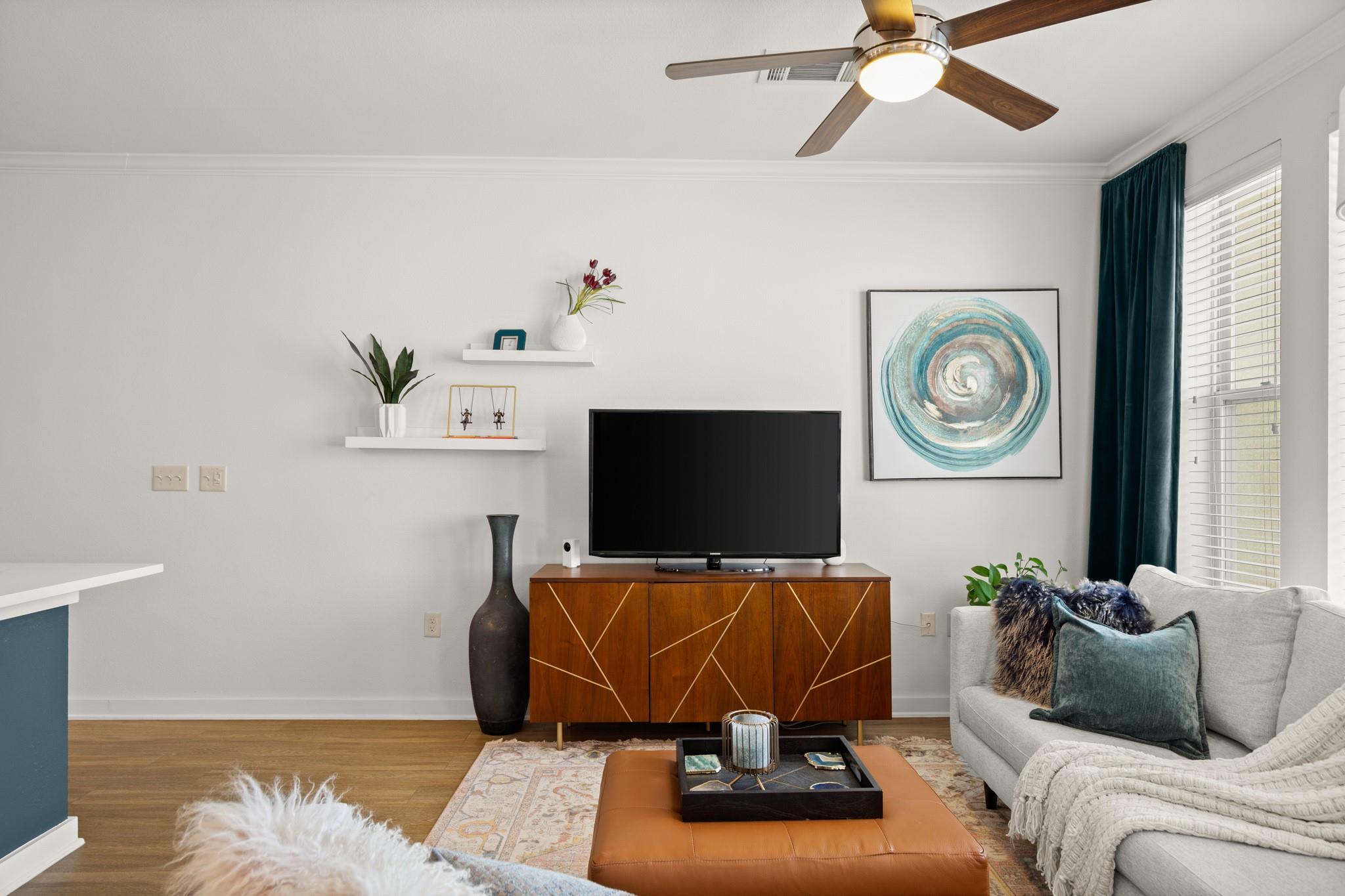 1900 Barton Springs Rd 3038 Property Photo 15
