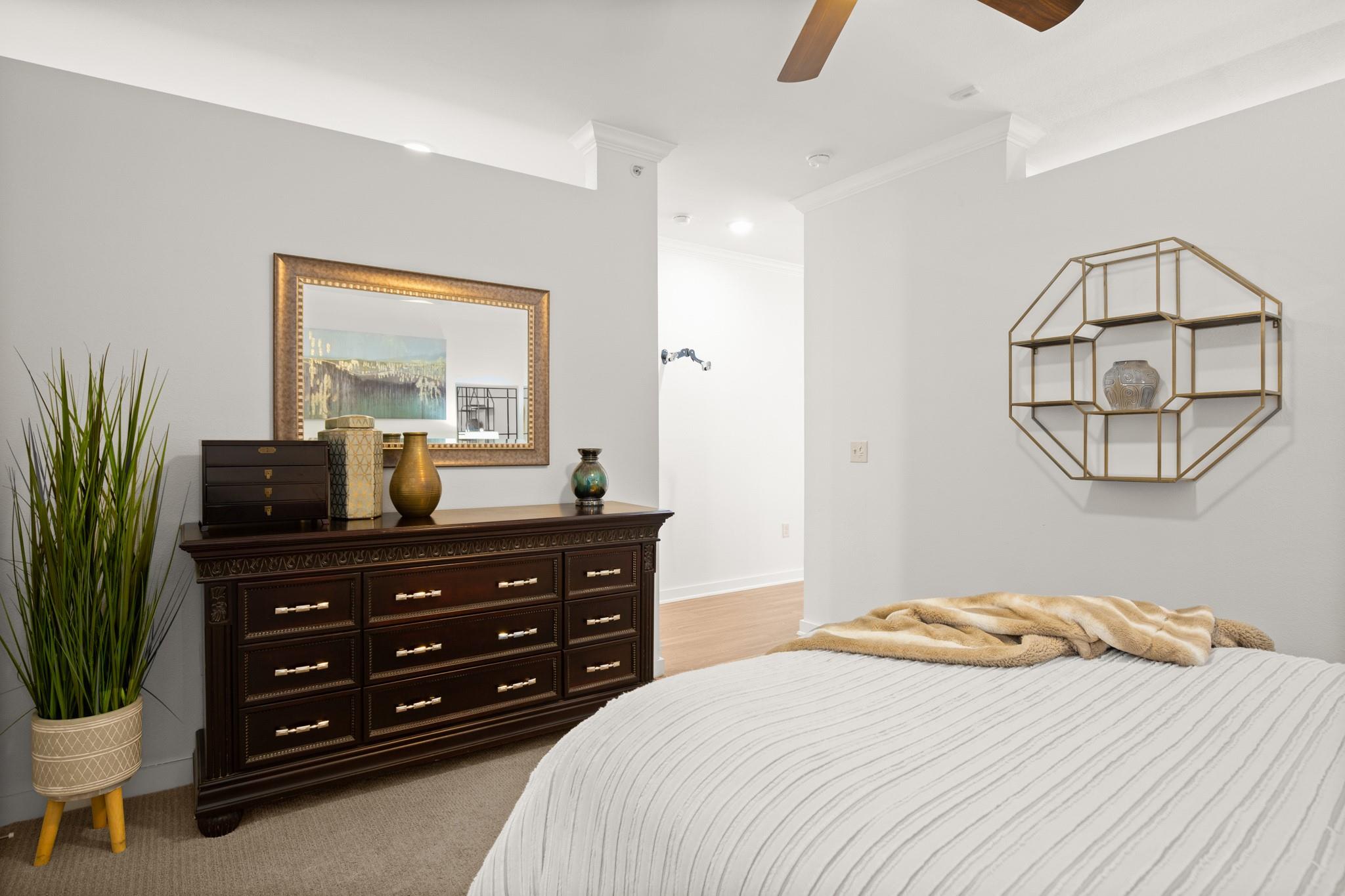 1900 Barton Springs Rd 3038 Property Photo 17