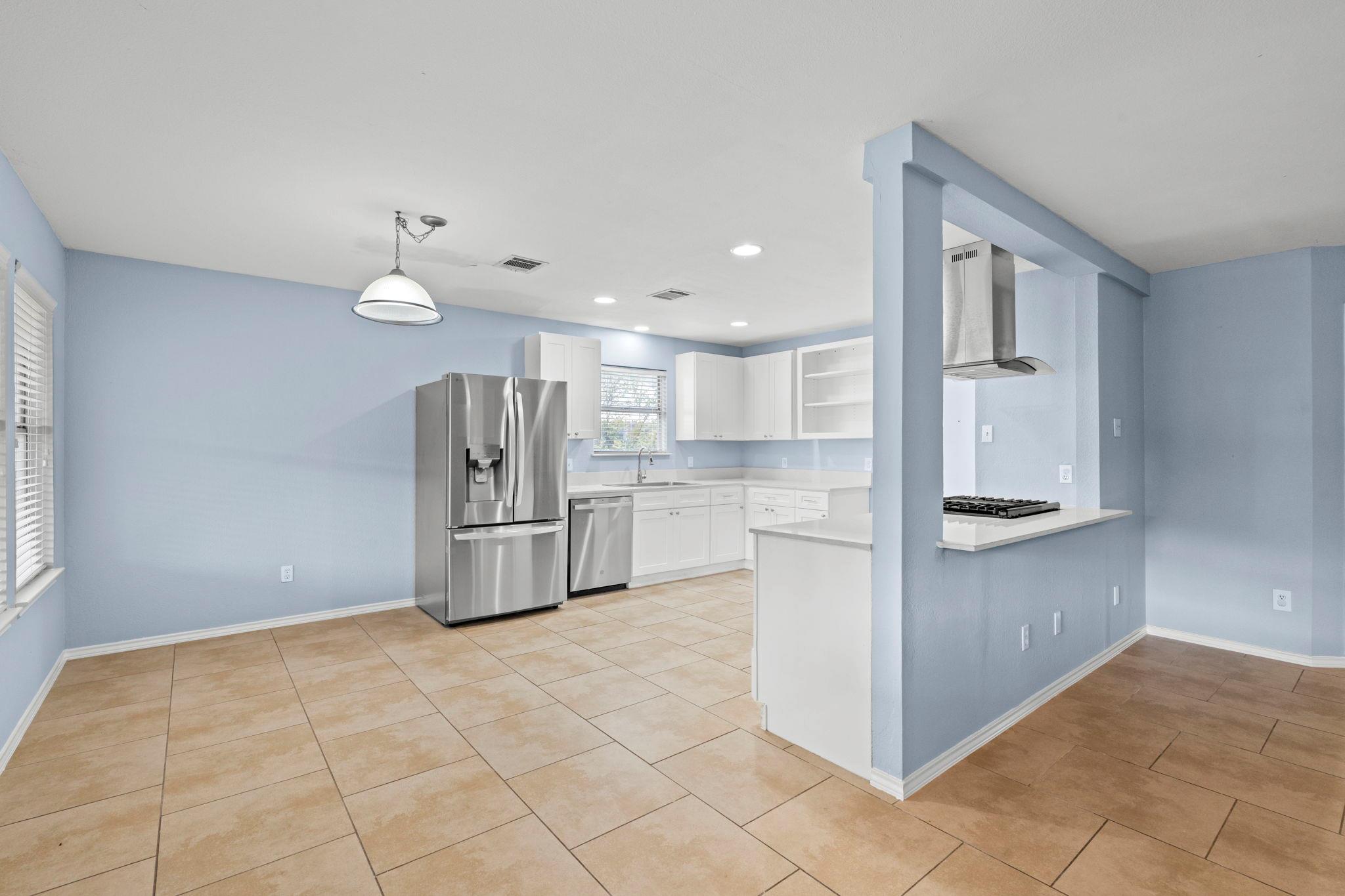 4015 Iriona Bnd Property Photo 12