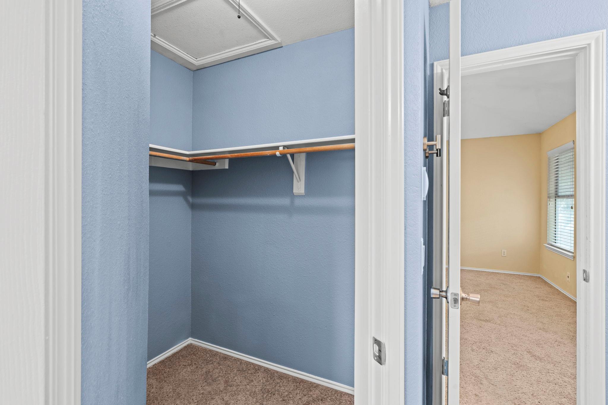 4015 Iriona Bnd Property Photo 24