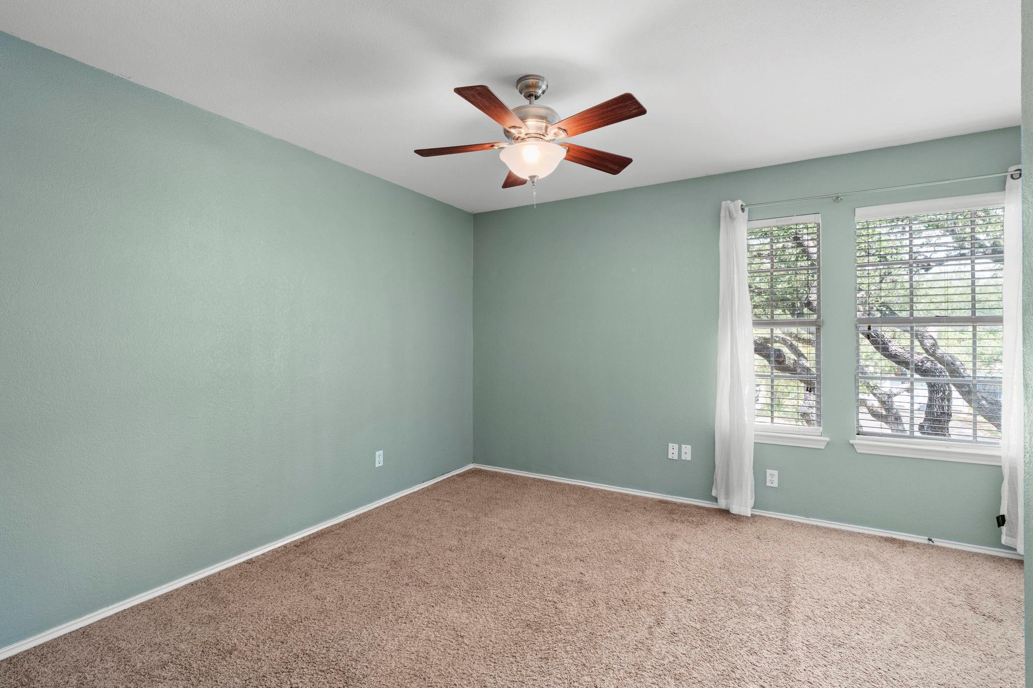 4015 Iriona Bnd Property Photo 25