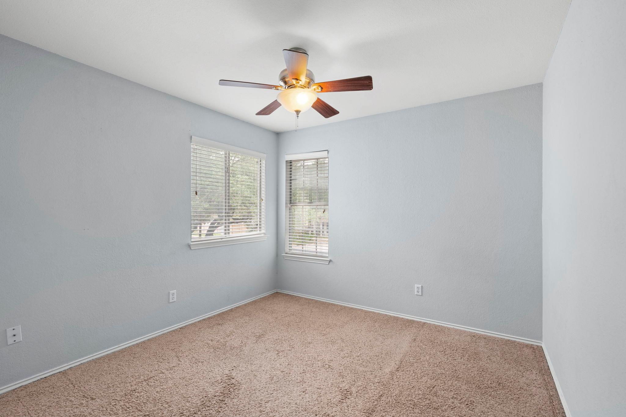 4015 Iriona Bnd Property Photo 31