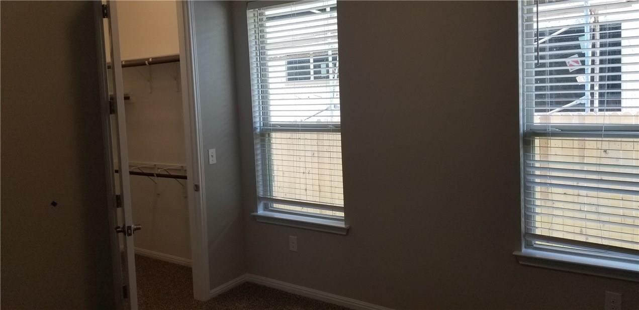 908 Kingston Pl Property Photo 10