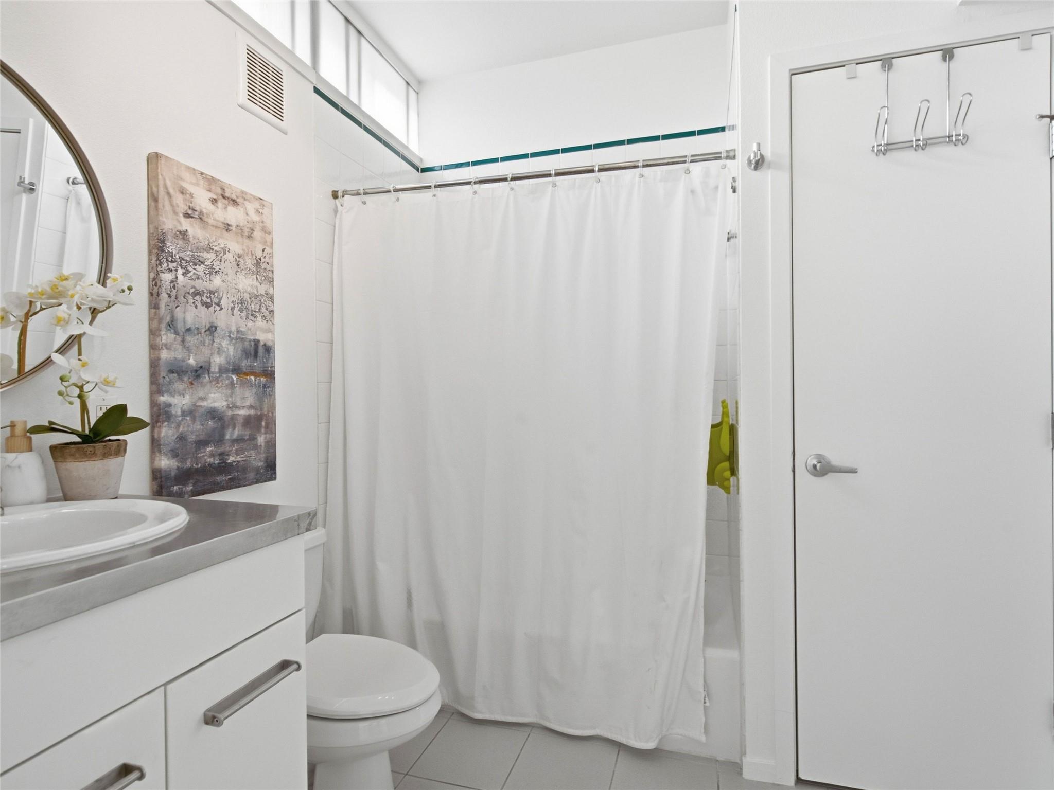 5409 Woodrow Ave #c Property Photo 23