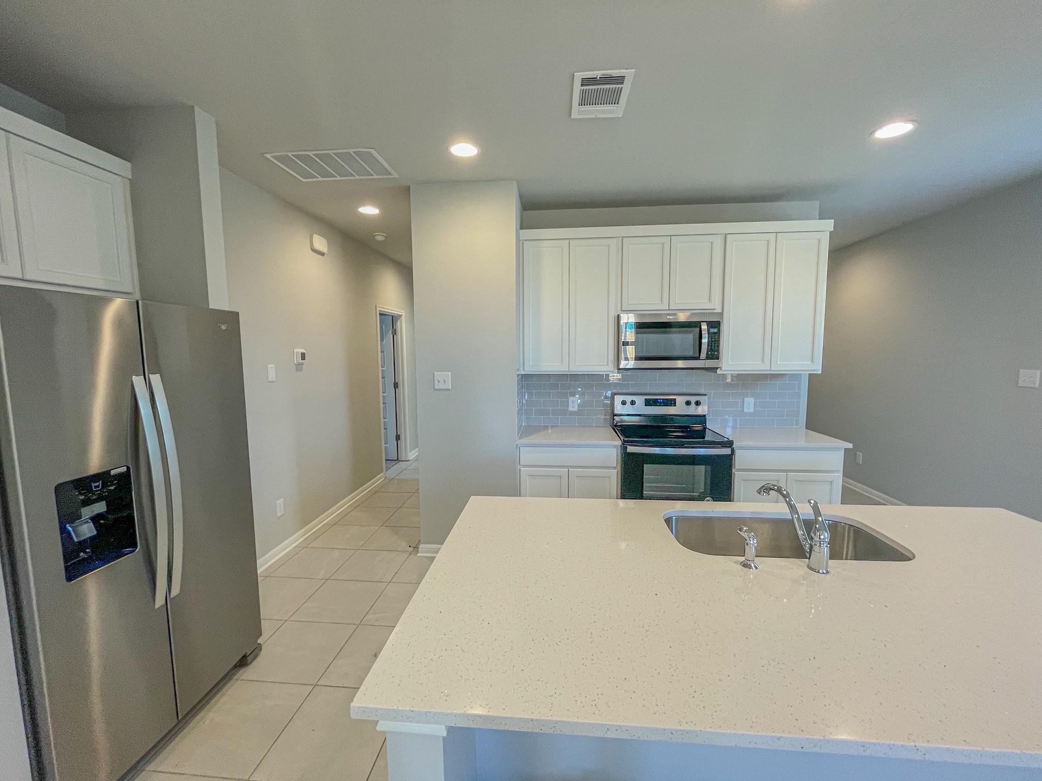 465 Unforgiven Ln Property Photo 4