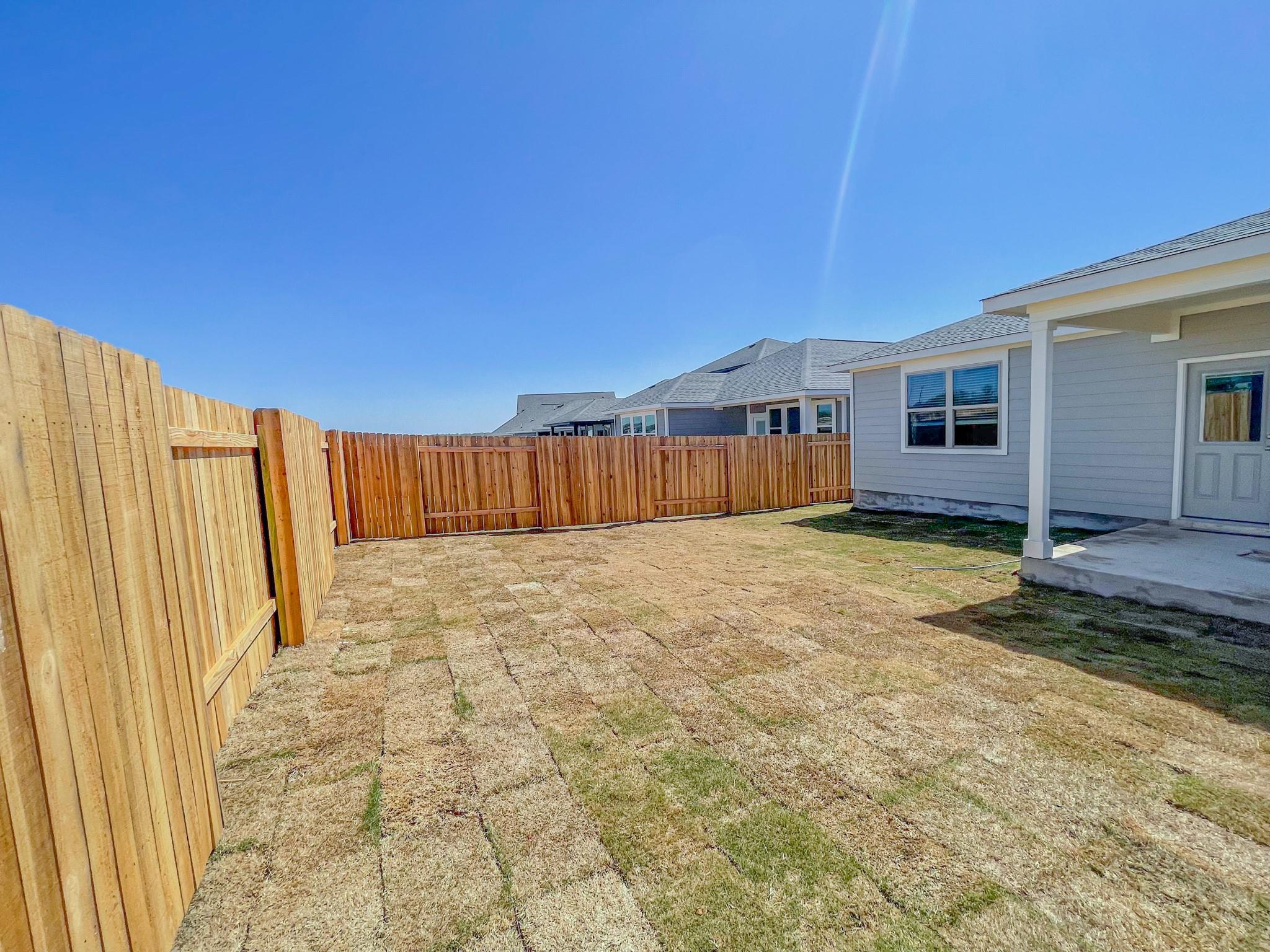 465 Unforgiven Ln Property Photo 21