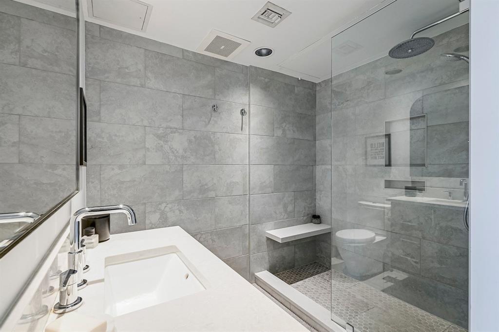 300 Bowie St #2706 Property Photo 11