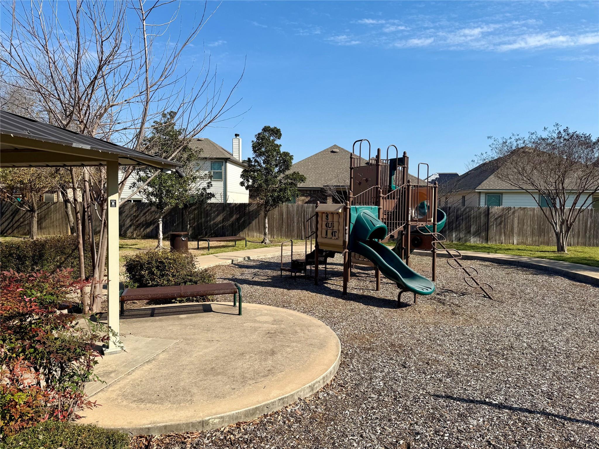 1520 Arial Dr Property Photo 30