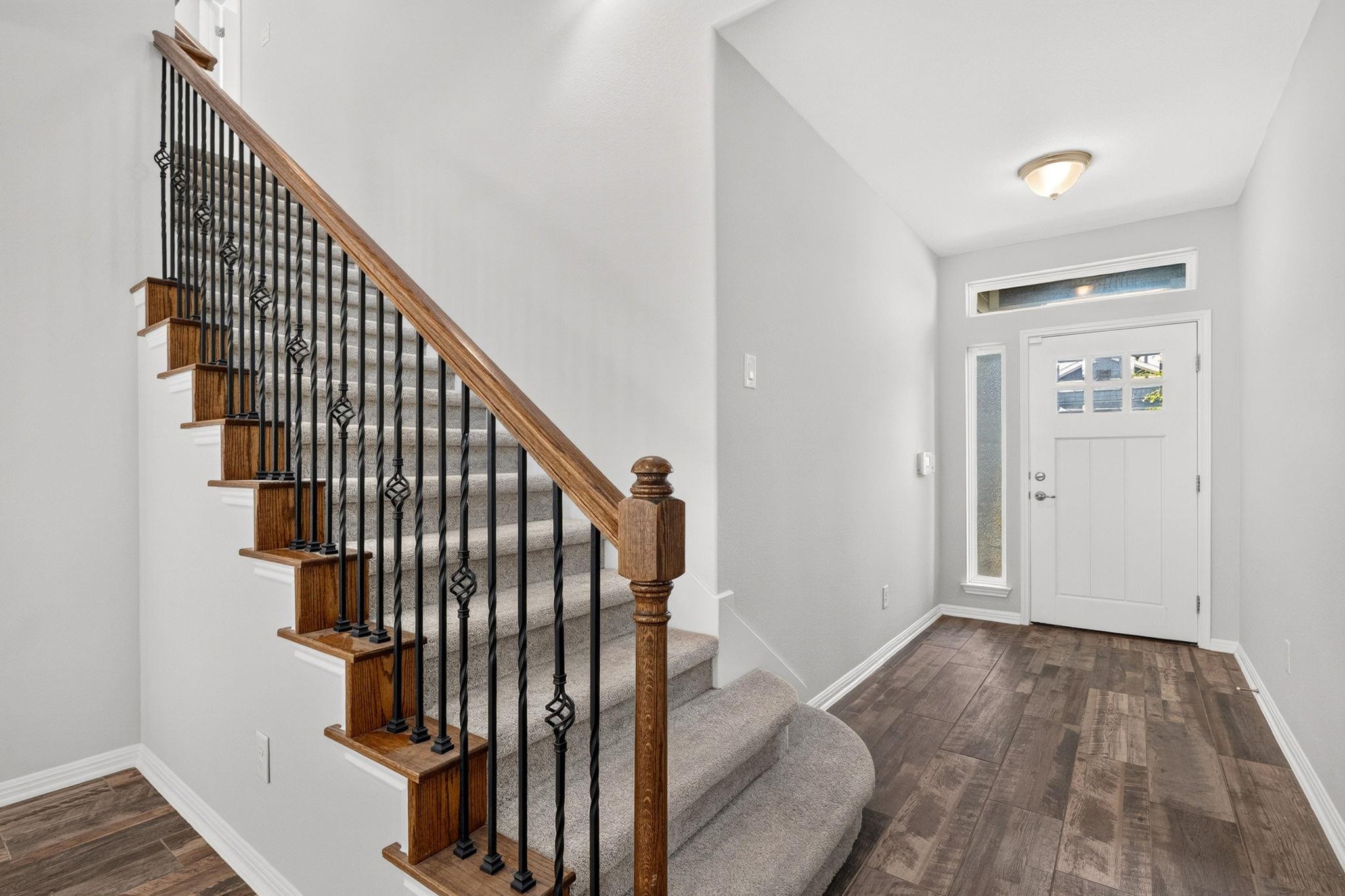 240 Simon None Property Photo 3