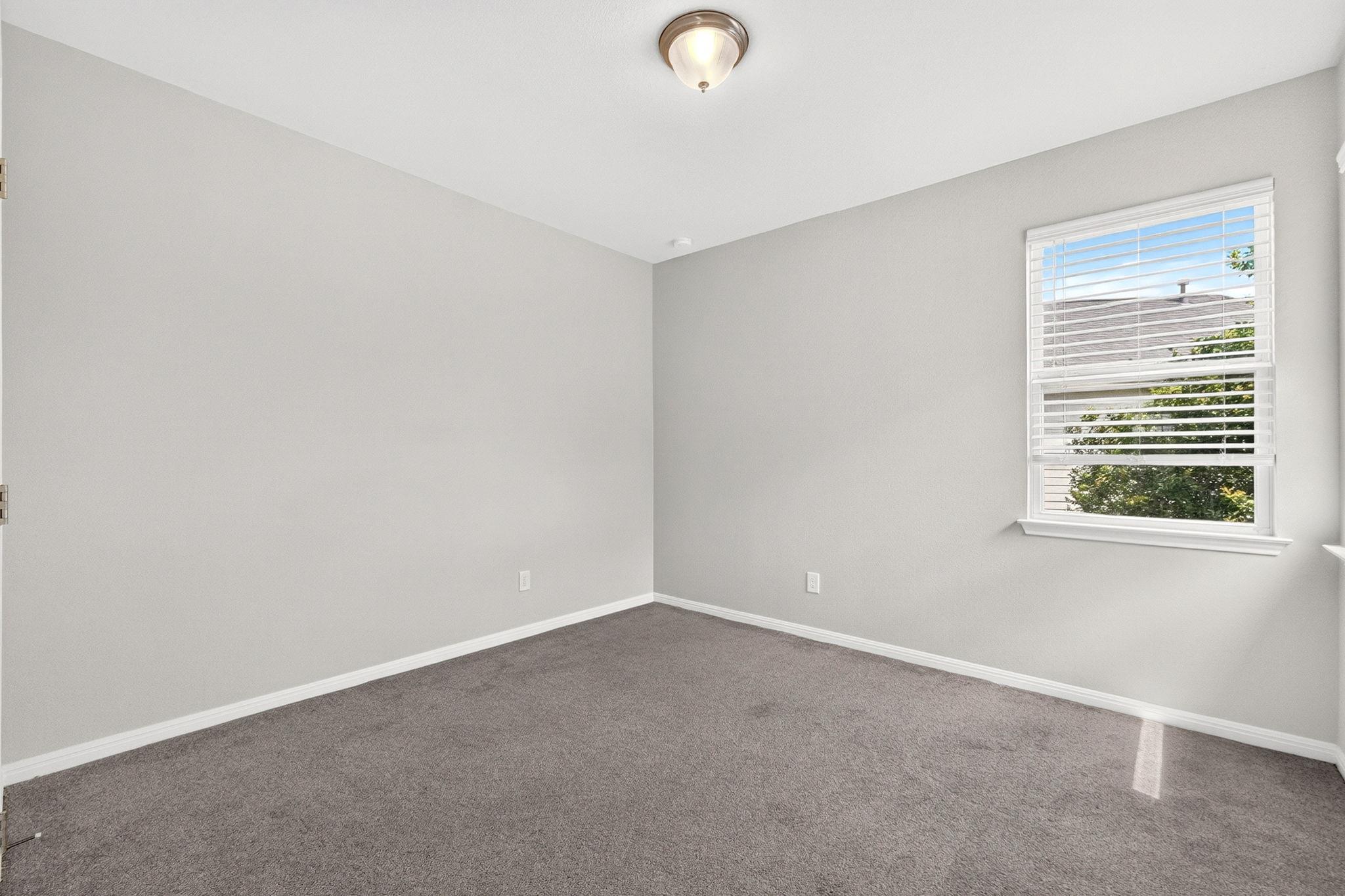 240 Simon None Property Photo 23