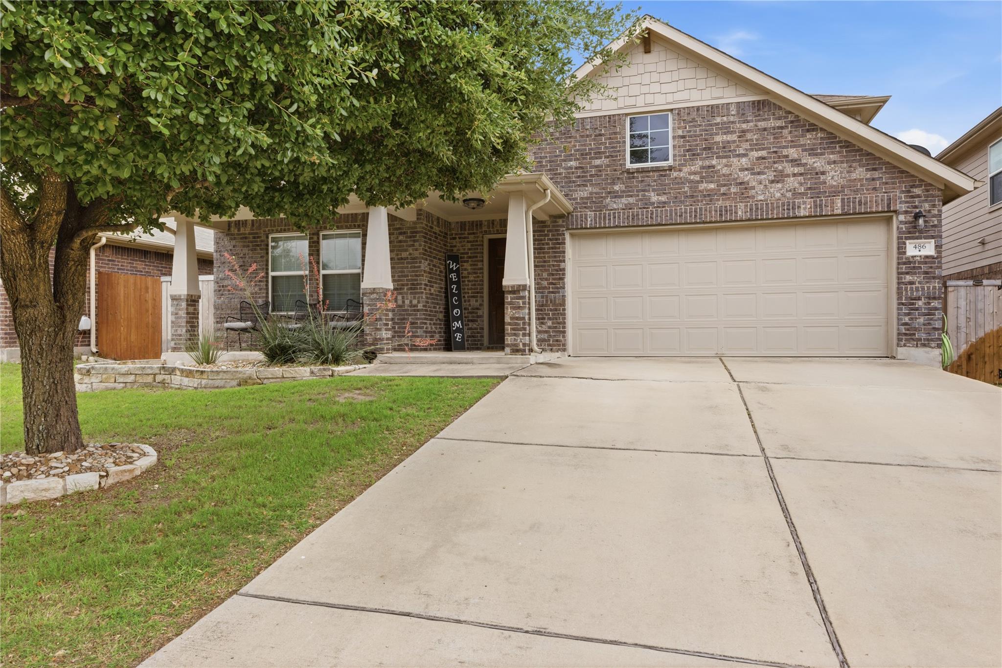 486 Pond View Pass Property Photo 3