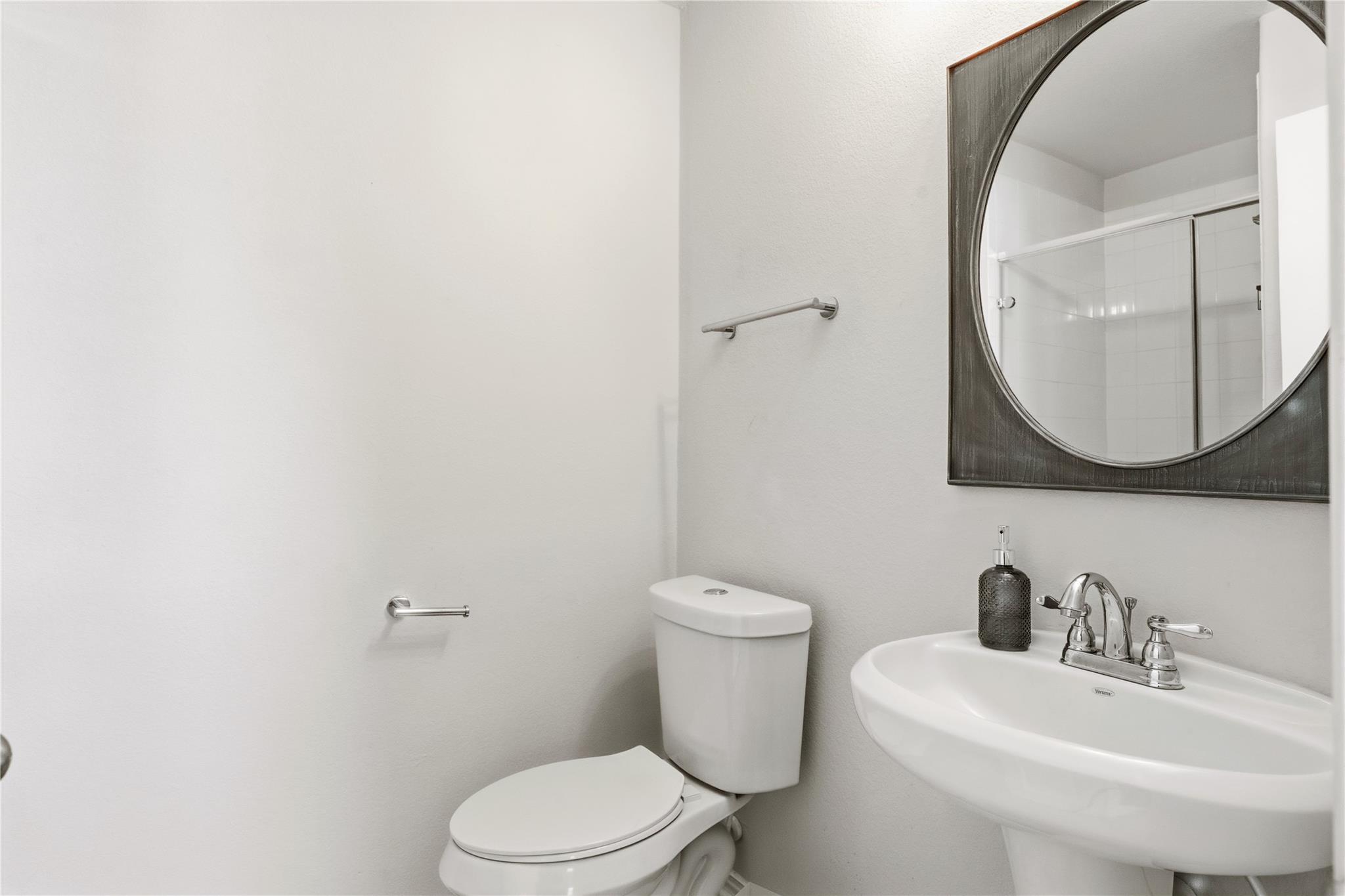 486 Pond View Pass Property Photo 22