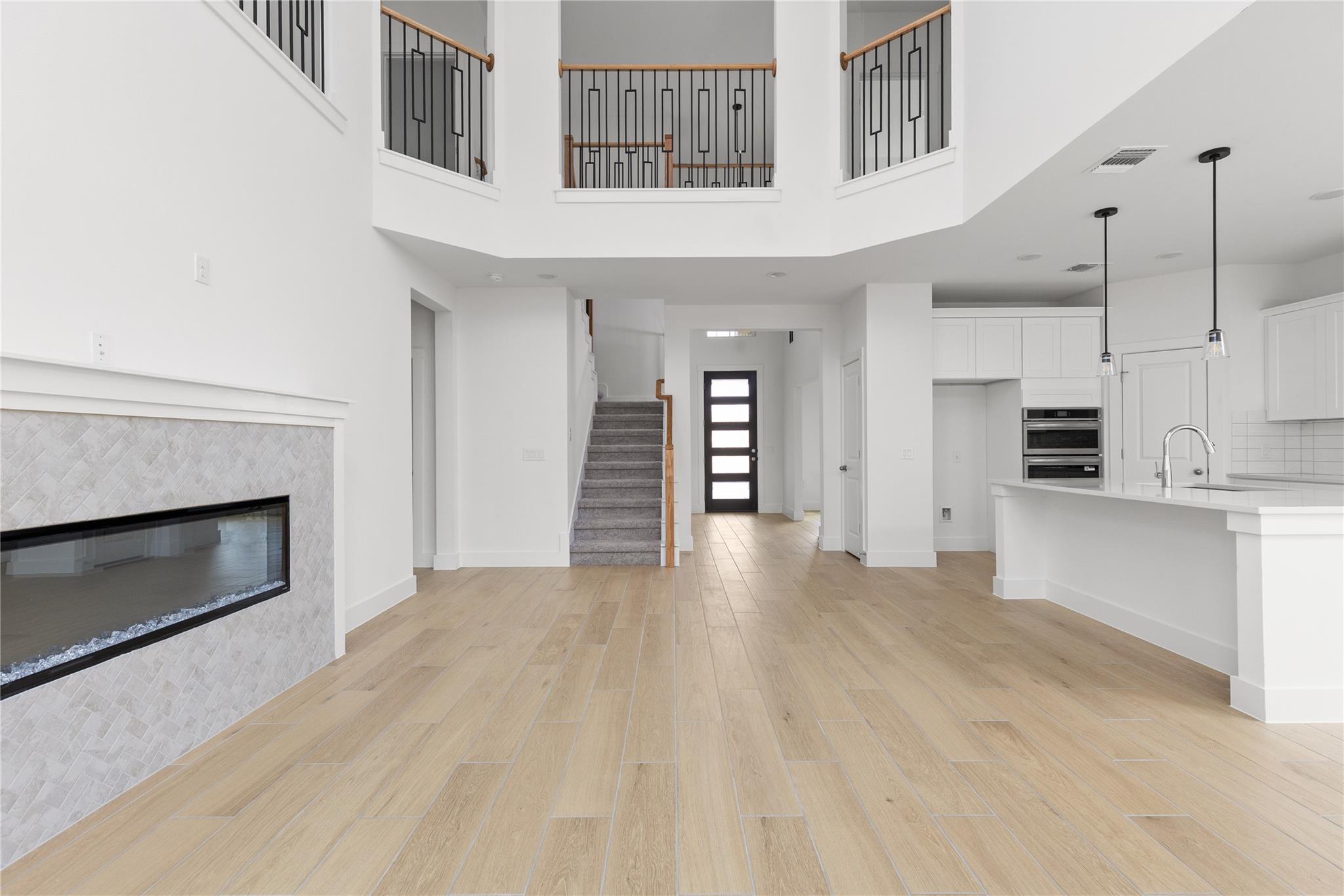 105 Little Tenina Trl Property Photo 13