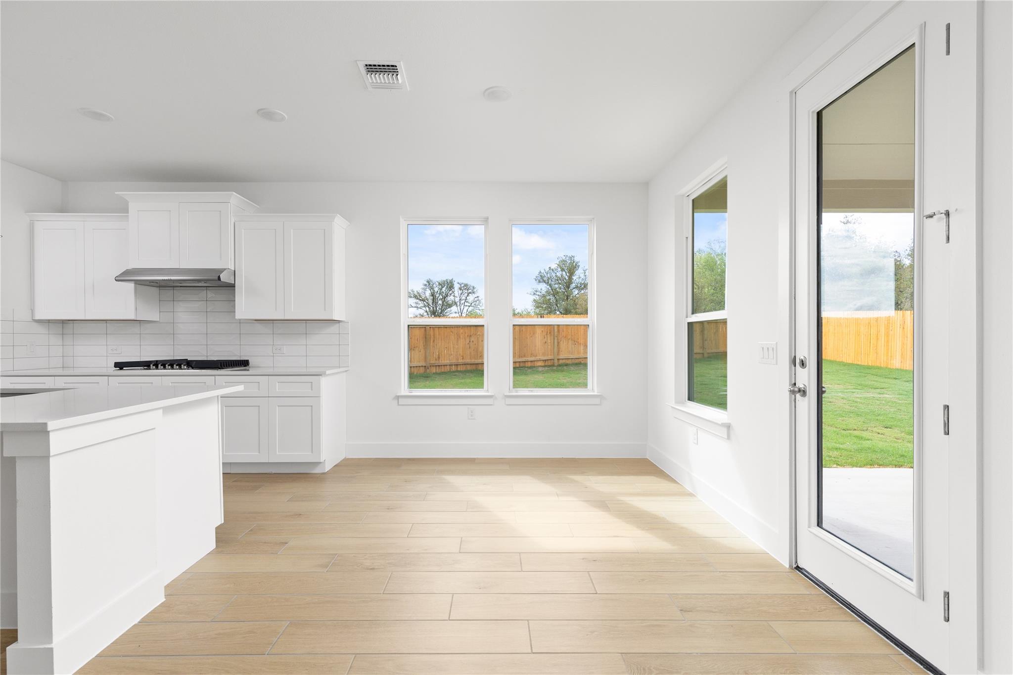 105 Little Tenina Trl Property Photo 15