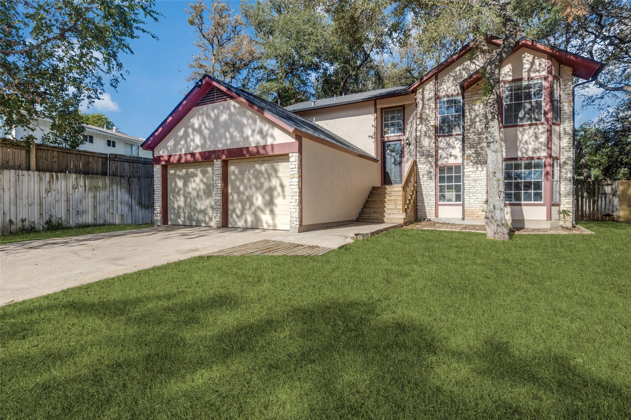 7308 Aldea Dr Property Photo 1