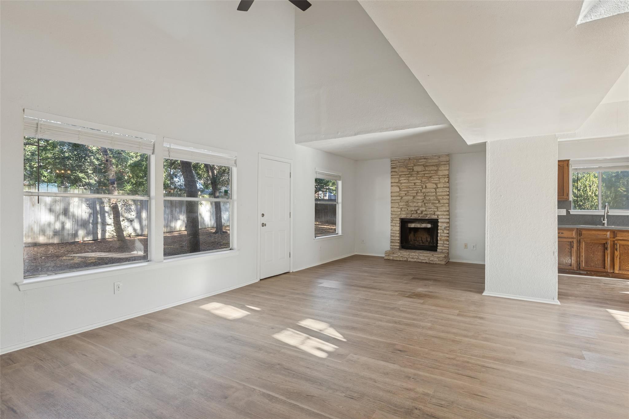 7308 Aldea Dr Property Photo 3