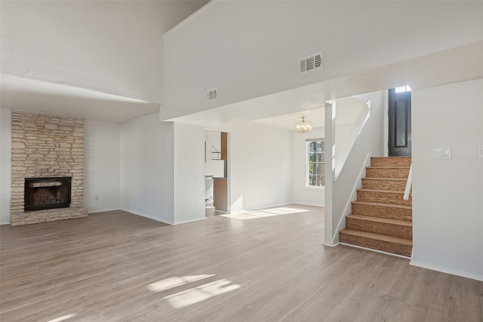 7308 Aldea Dr Property Photo 5