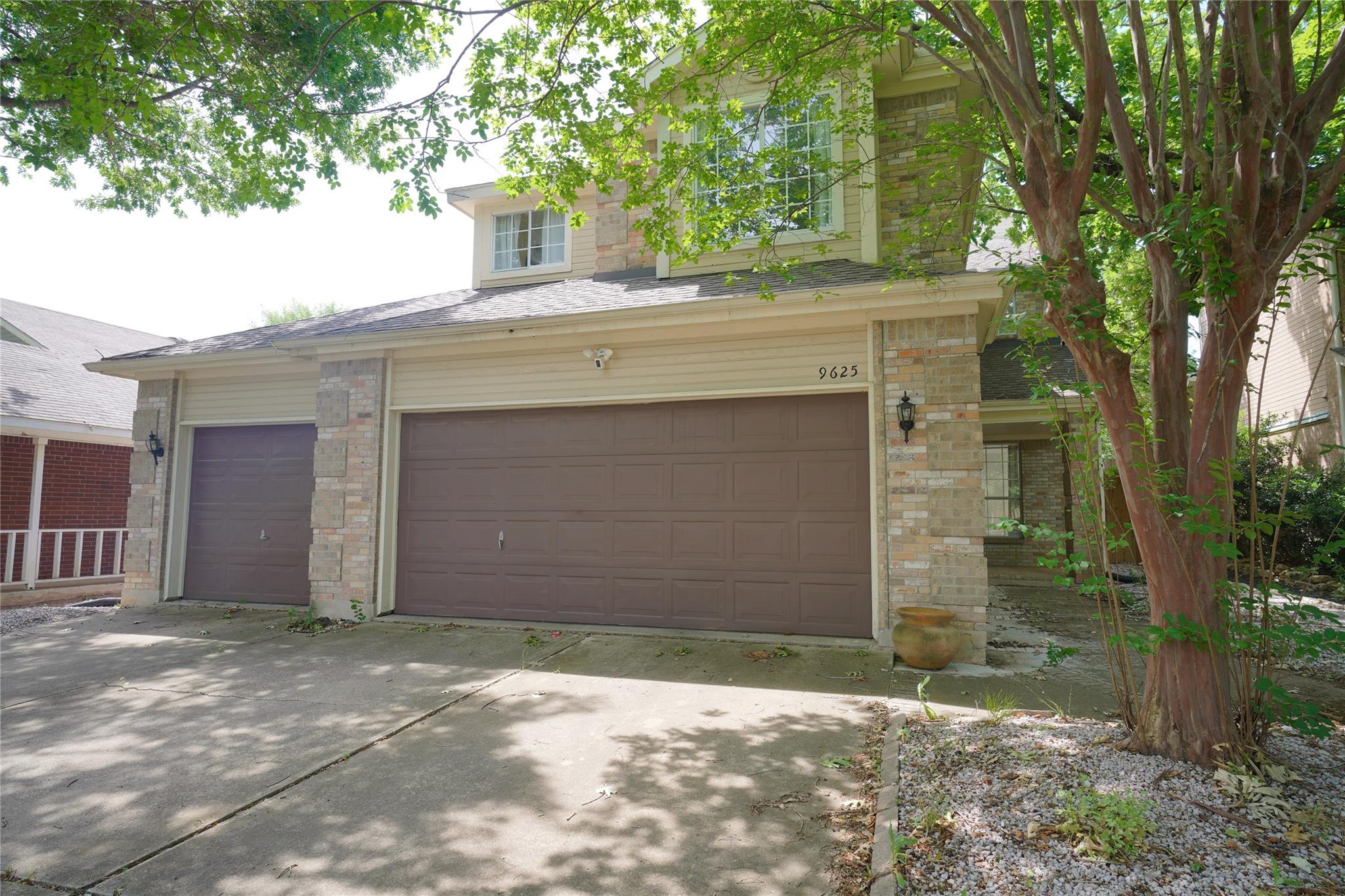 9625 Copper Creek Dr Property Photo