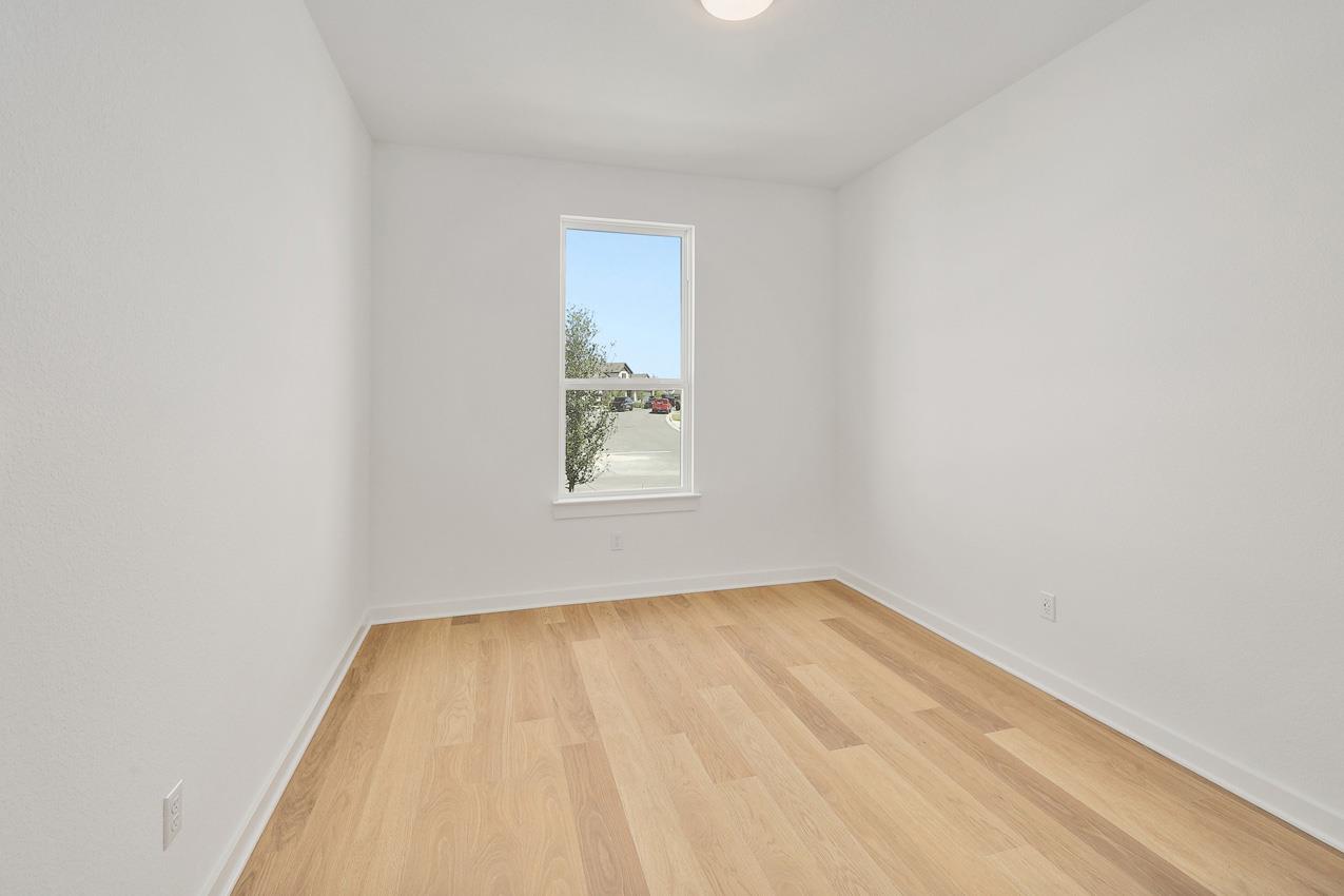 301 Luttrell Ln Property Photo 14