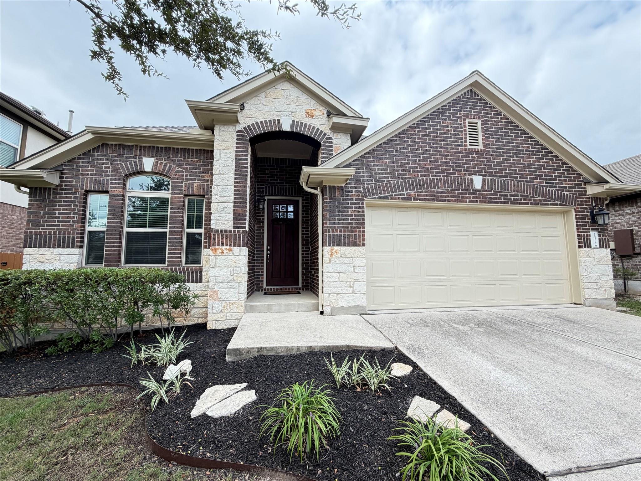 18509 Tanner Bayou Loop Property Photo 1