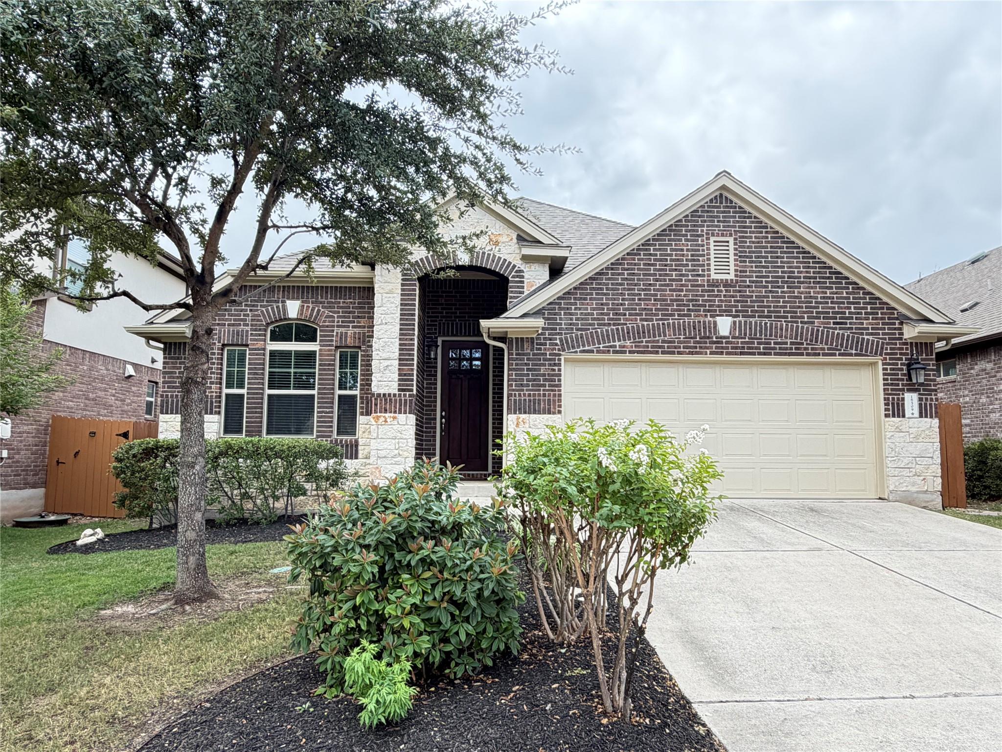 18509 Tanner Bayou Loop Property Photo 2