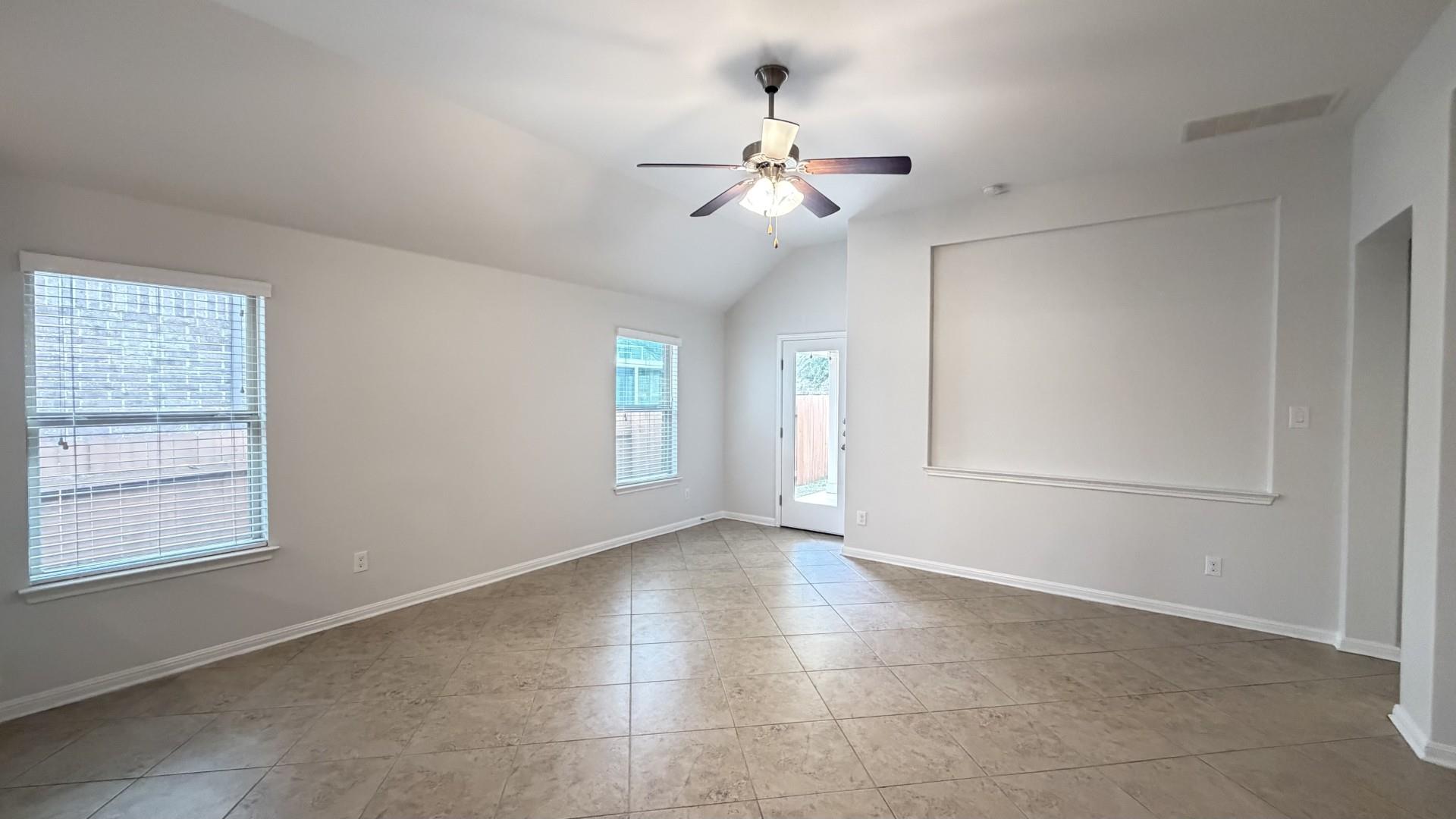 18509 Tanner Bayou Loop Property Photo 3