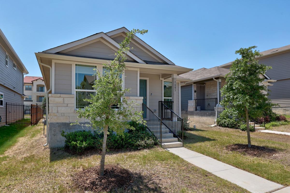 1803 Arborside Dr Property Photo 3