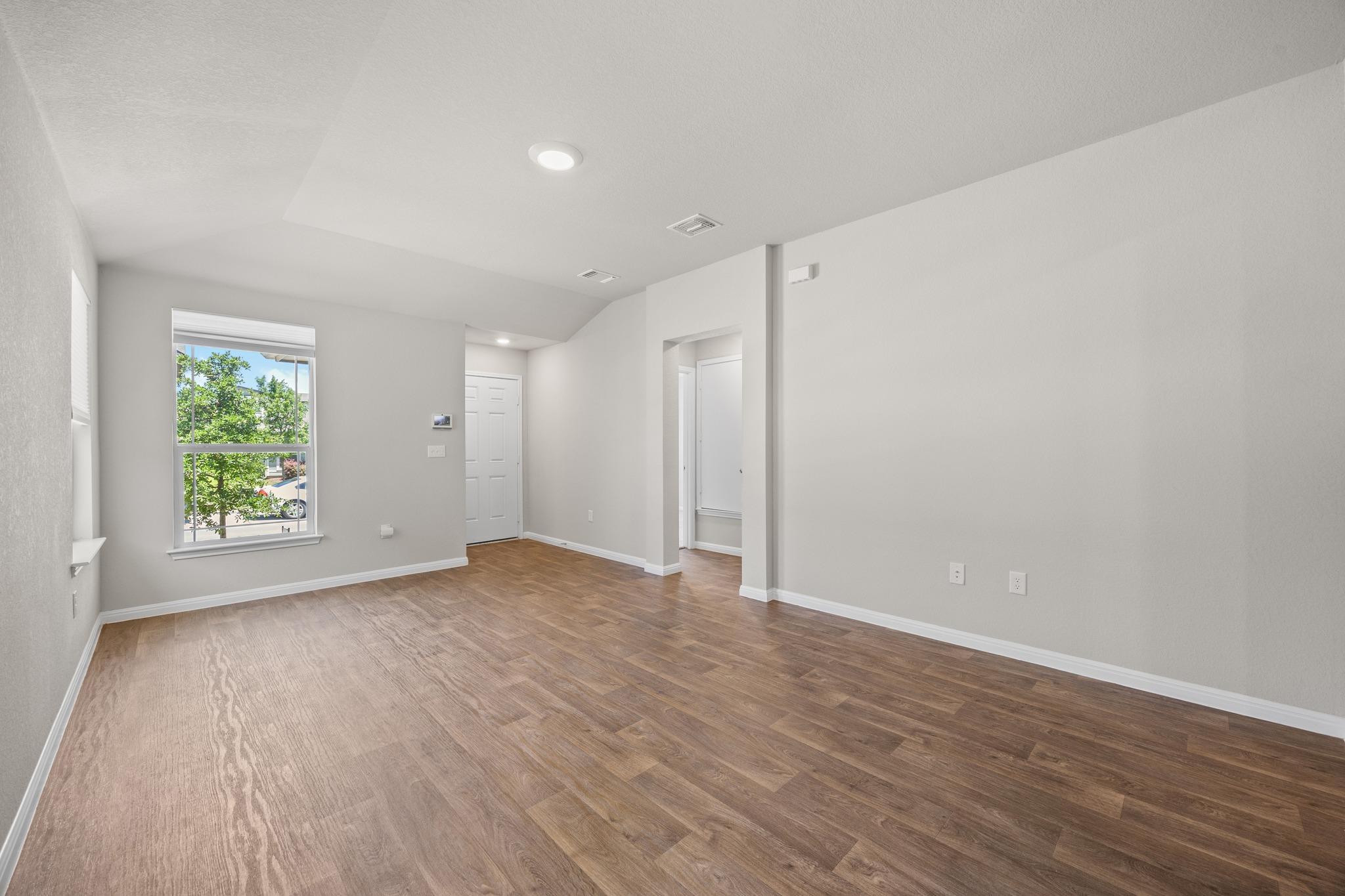 1803 Arborside Dr Property Photo 7