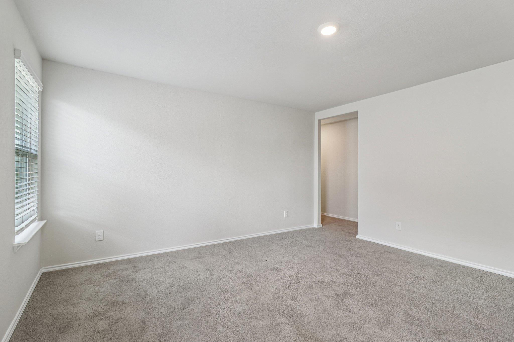 4006 Bay Leaf Loop None Property Photo 9