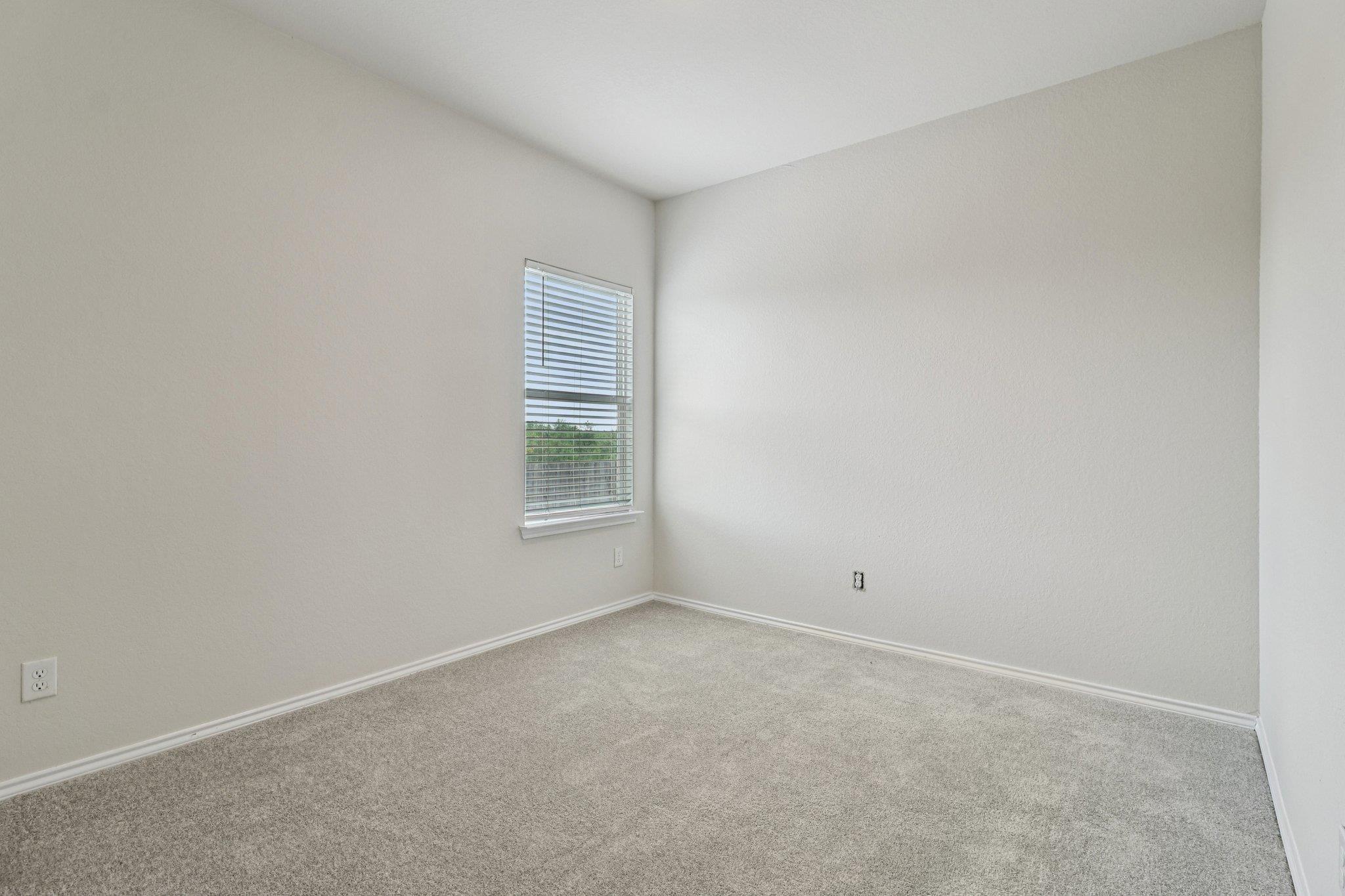 4006 Bay Leaf Loop None Property Photo 13