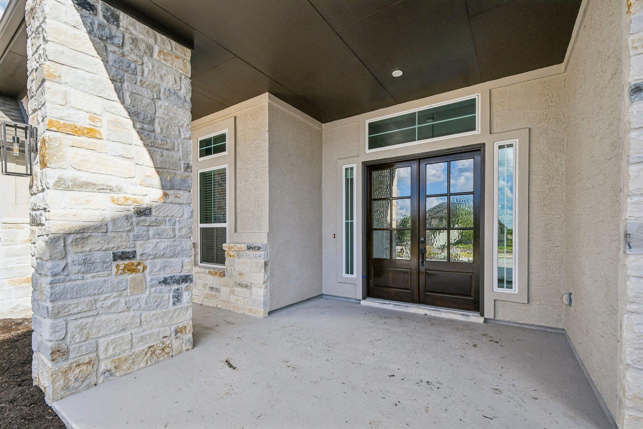 19117 Hopper Ln Property Photo 3