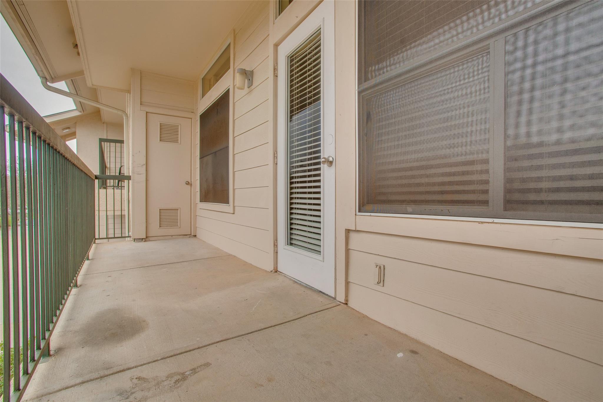 2209 Hancock Dr #27 Property Photo 25