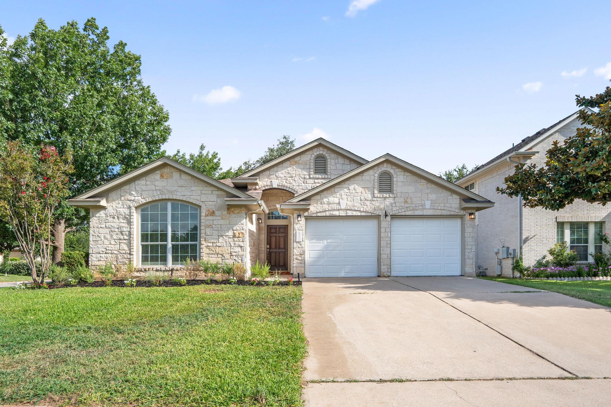 15700 Edenderry Dr Property Photo 1