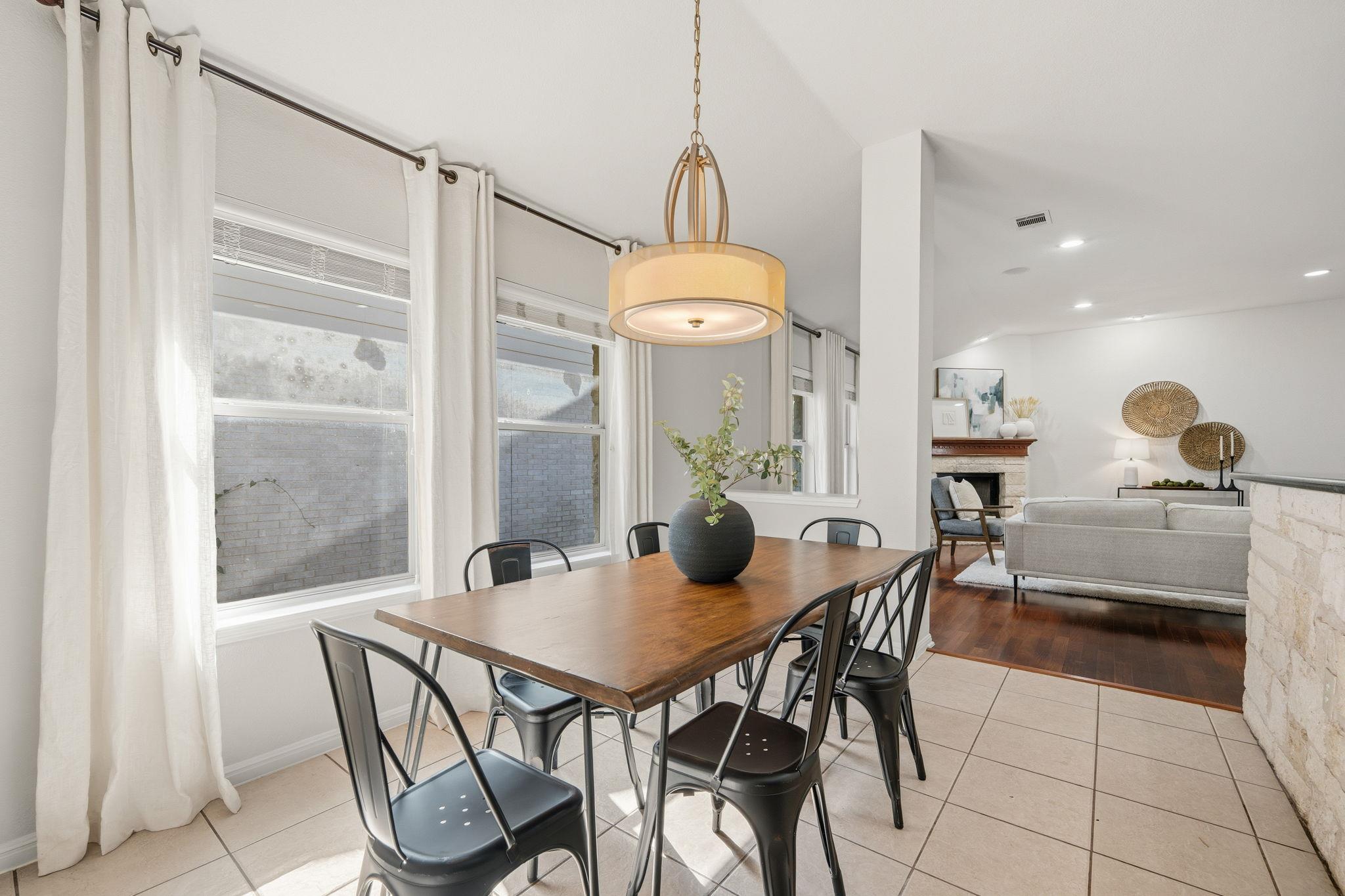 15700 Edenderry Dr Property Photo 8