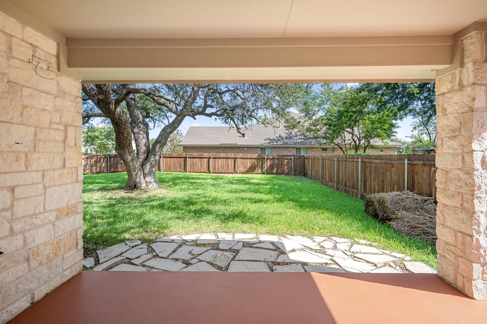 15700 Edenderry Dr Property Photo 25