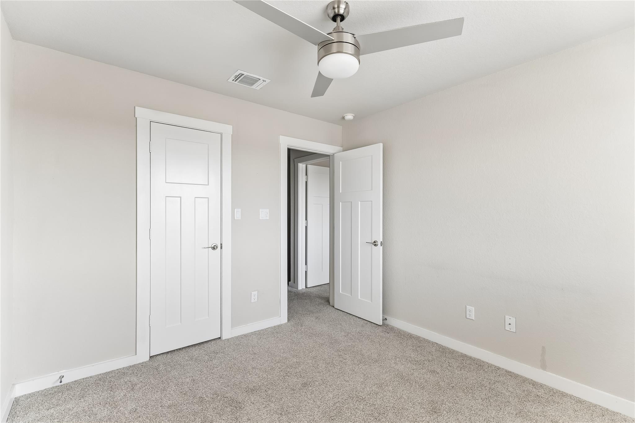 1141 Tipton St Property Photo 12