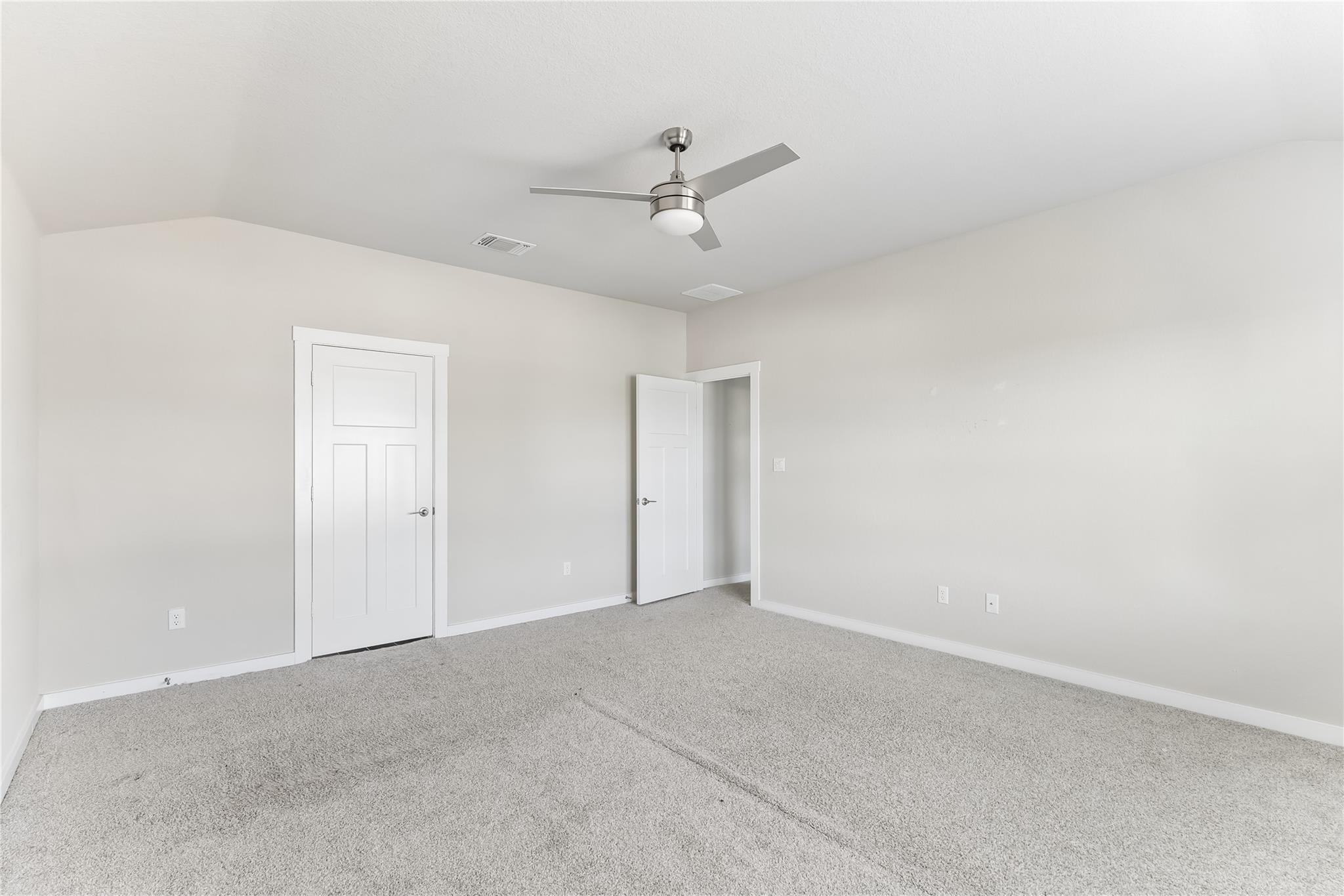 1141 Tipton St Property Photo 16