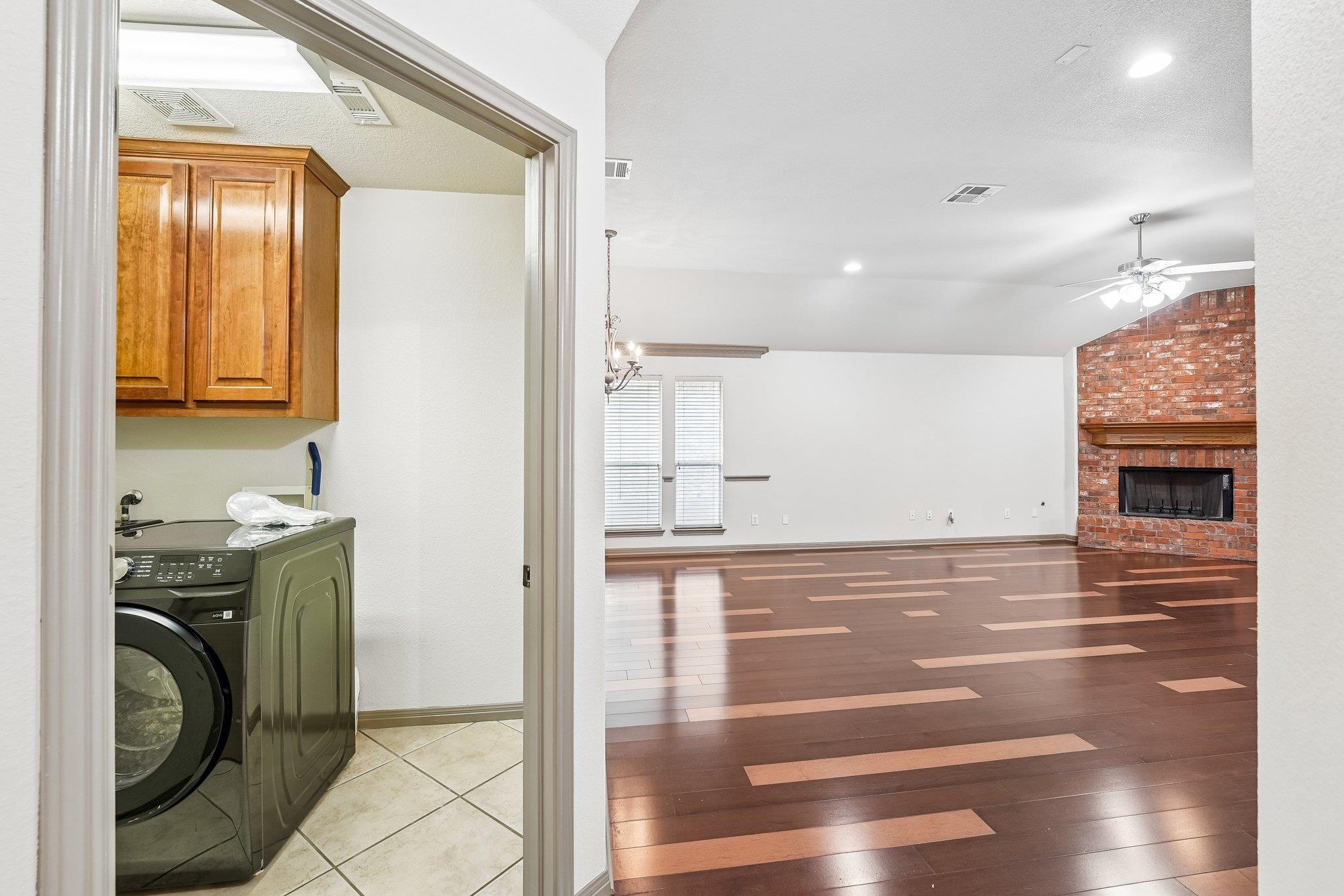10028 Lisi Anne Dr Property Photo 7