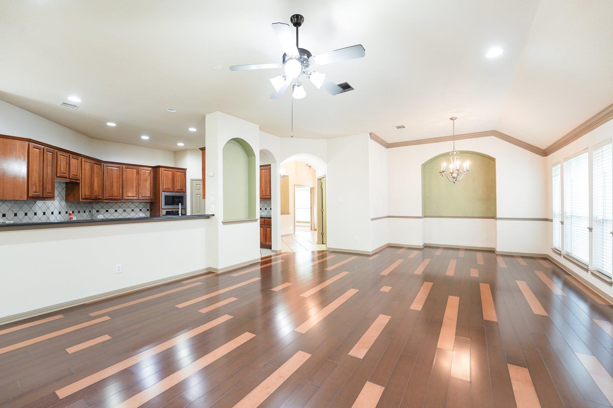 10028 Lisi Anne Dr Property Photo 13