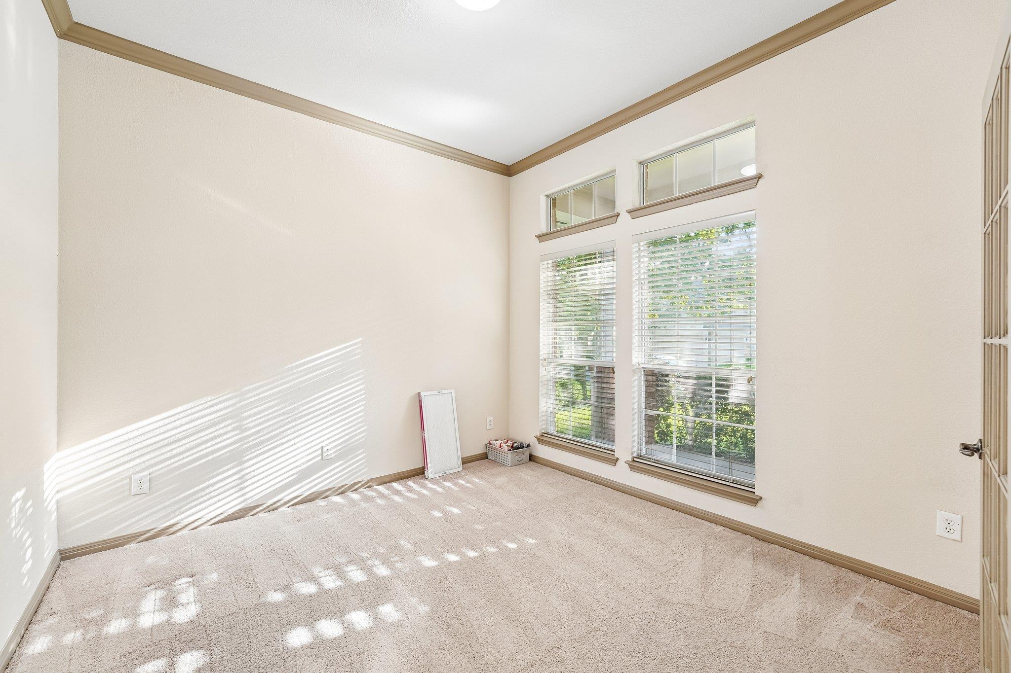 10028 Lisi Anne Dr Property Photo 18