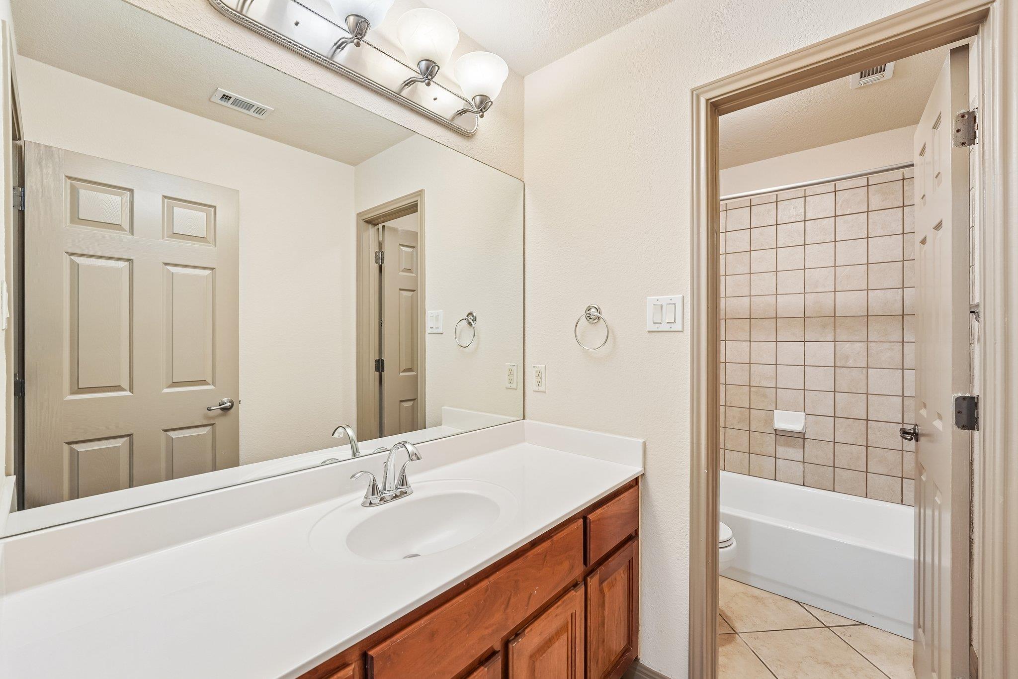 10028 Lisi Anne Dr Property Photo 20