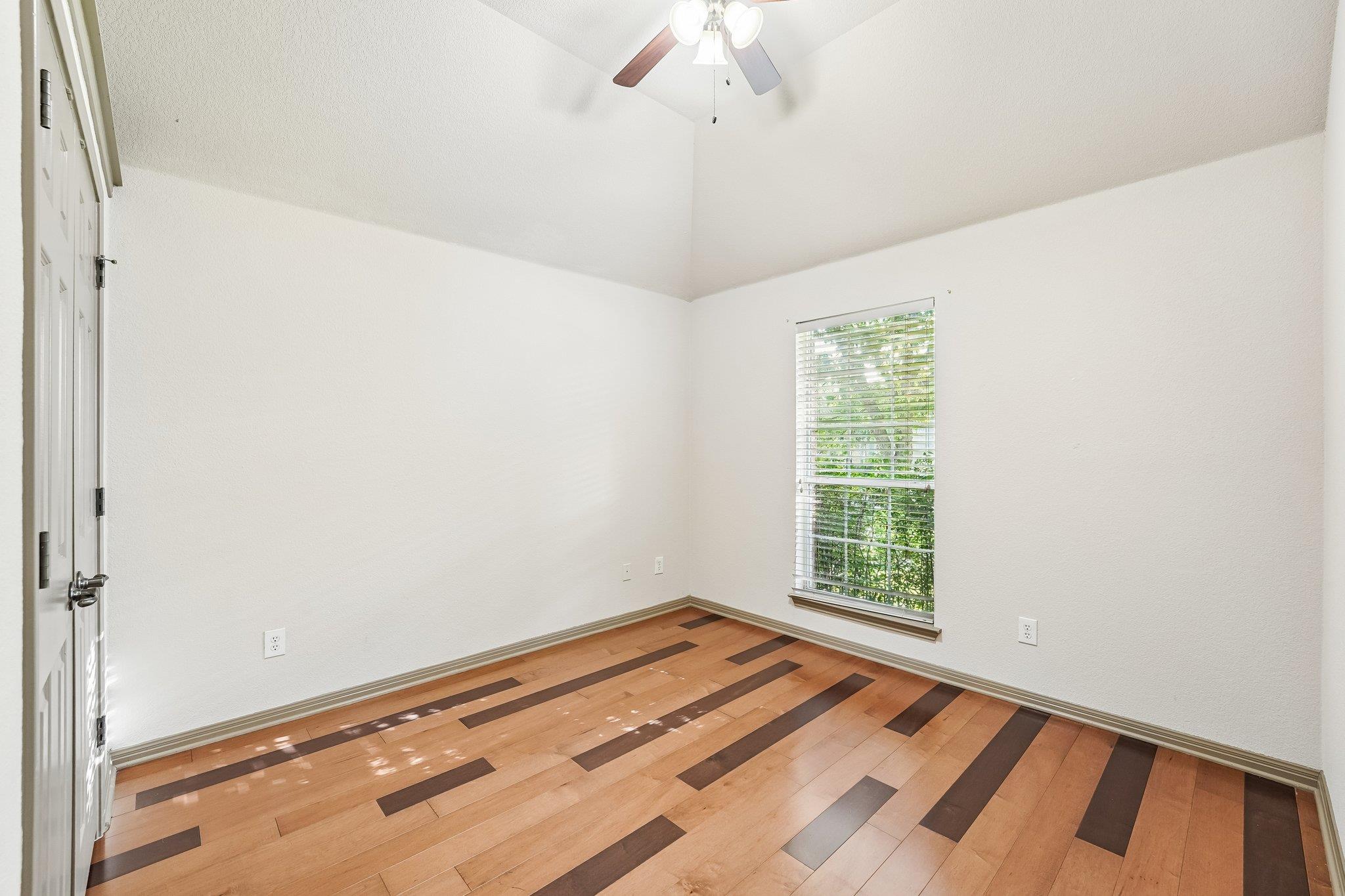 10028 Lisi Anne Dr Property Photo 23