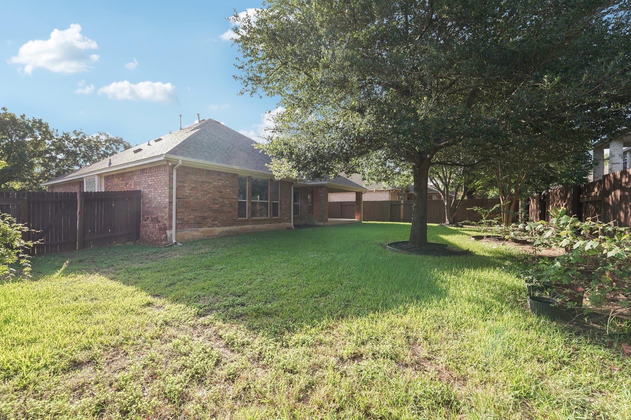 10028 Lisi Anne Dr Property Photo 33
