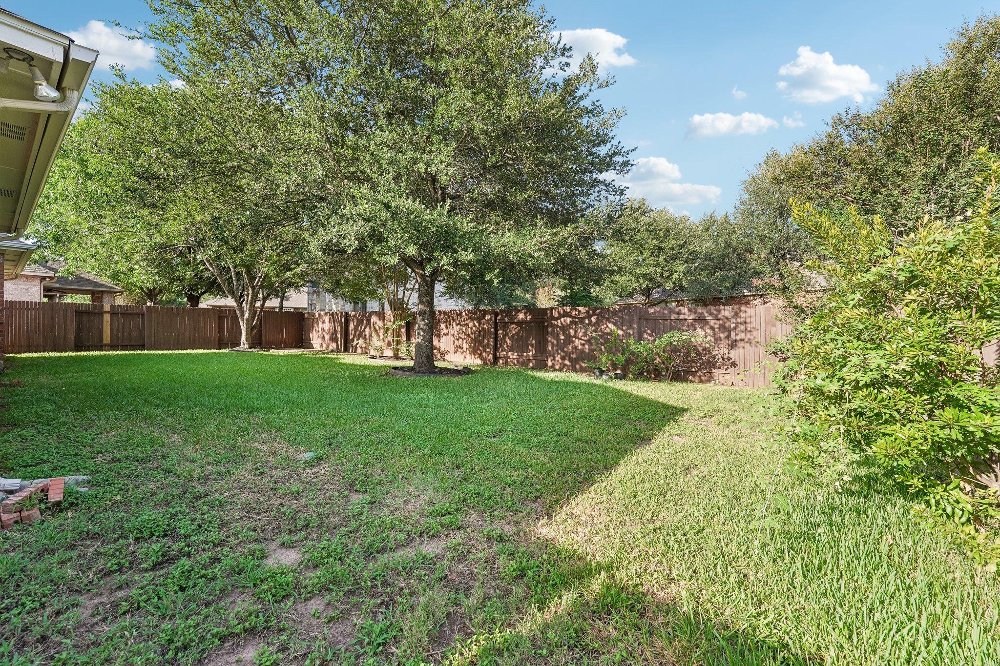10028 Lisi Anne Dr Property Photo 34
