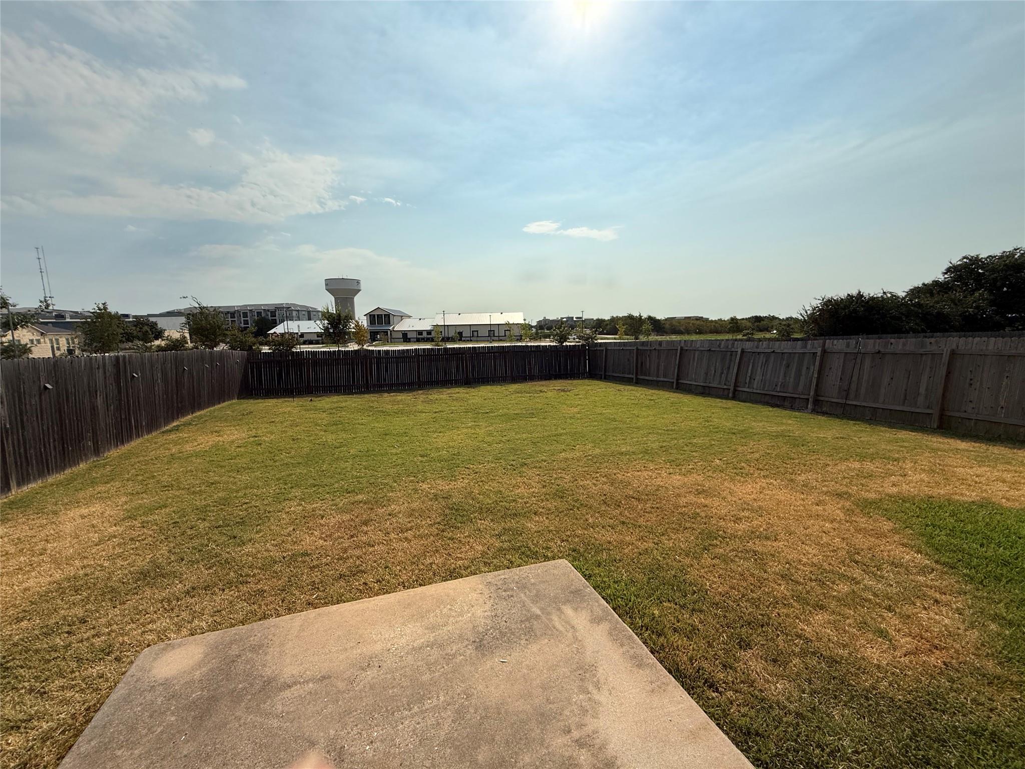 1529 Tonia Loop Property Photo 15