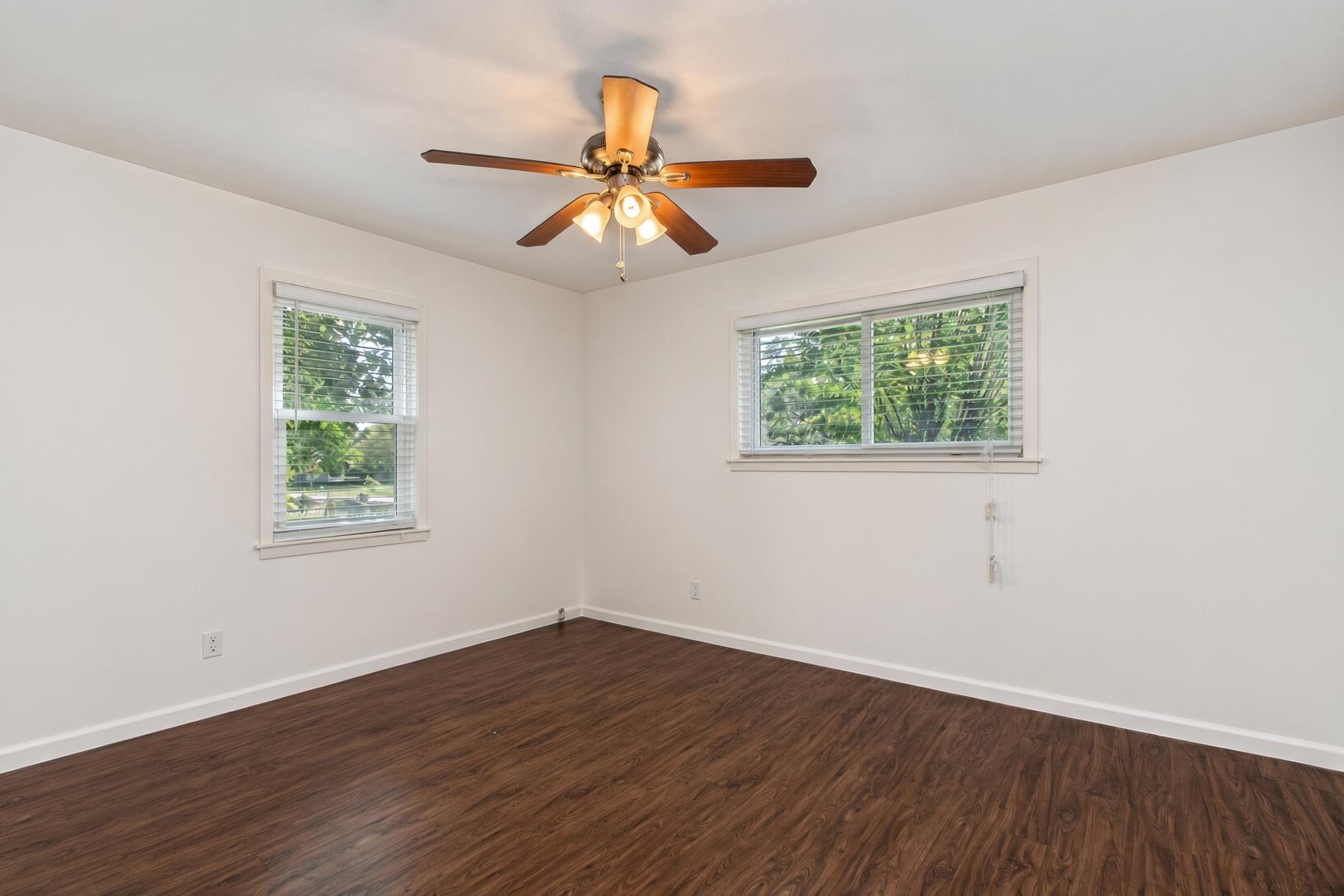 1307 Vine St Property Photo 6