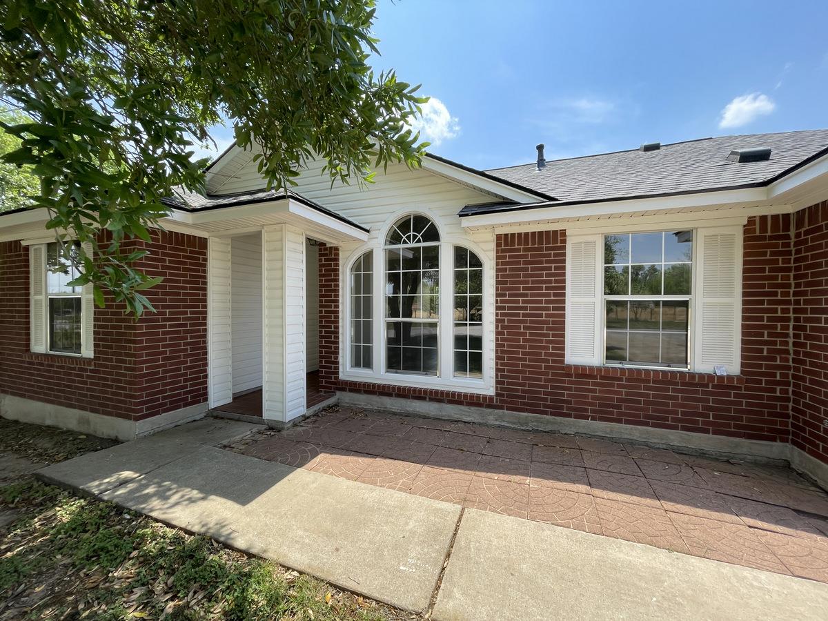 1505 Saint Croix Ln Property Photo