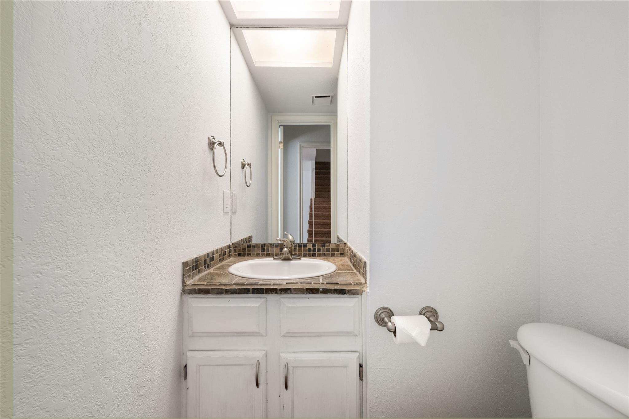 11902 Rickem Cv Property Photo 6