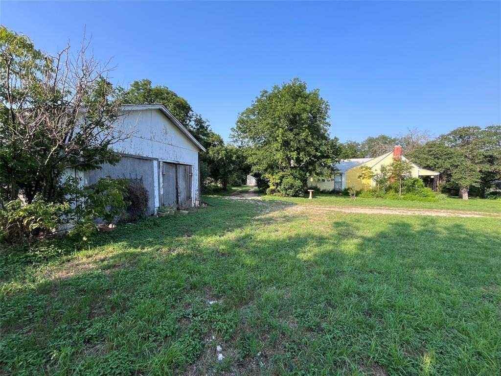 704 Fm 2657 Property Photo 8
